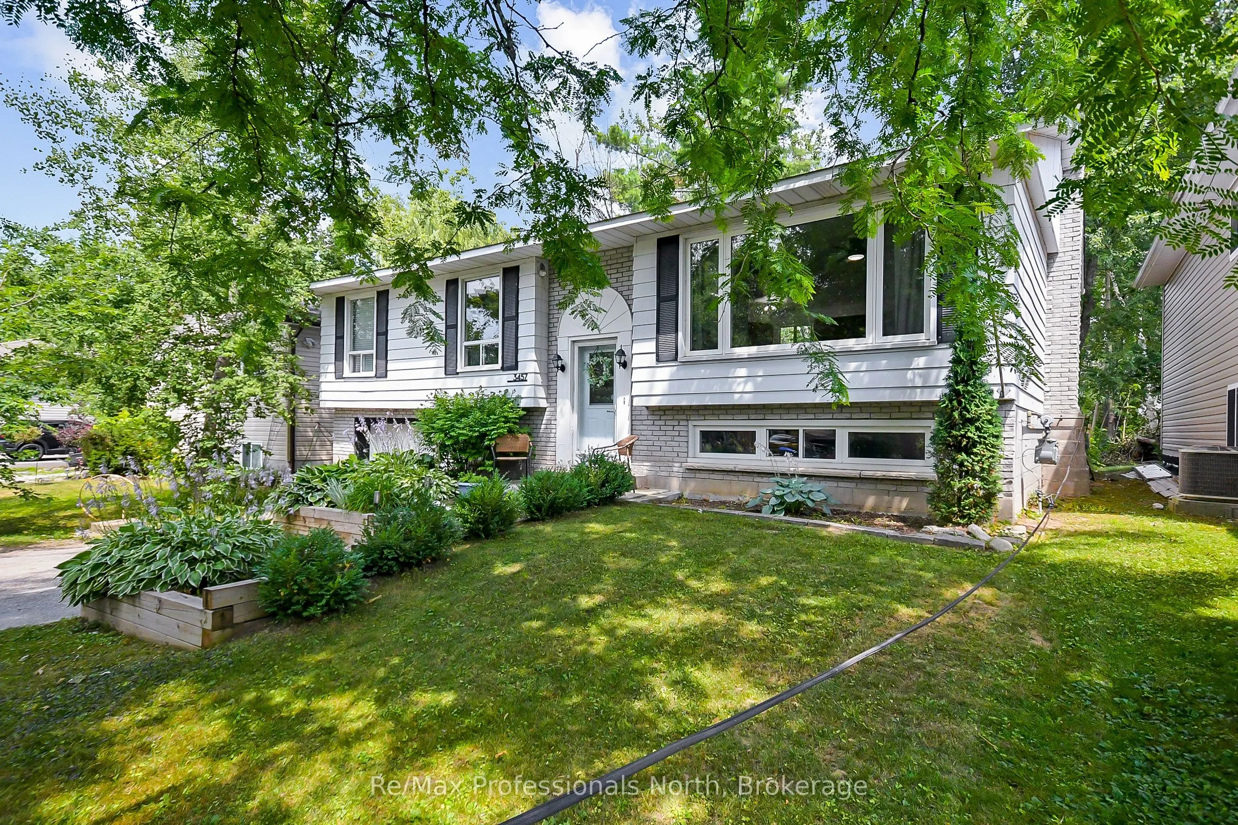3457 Bayou Road