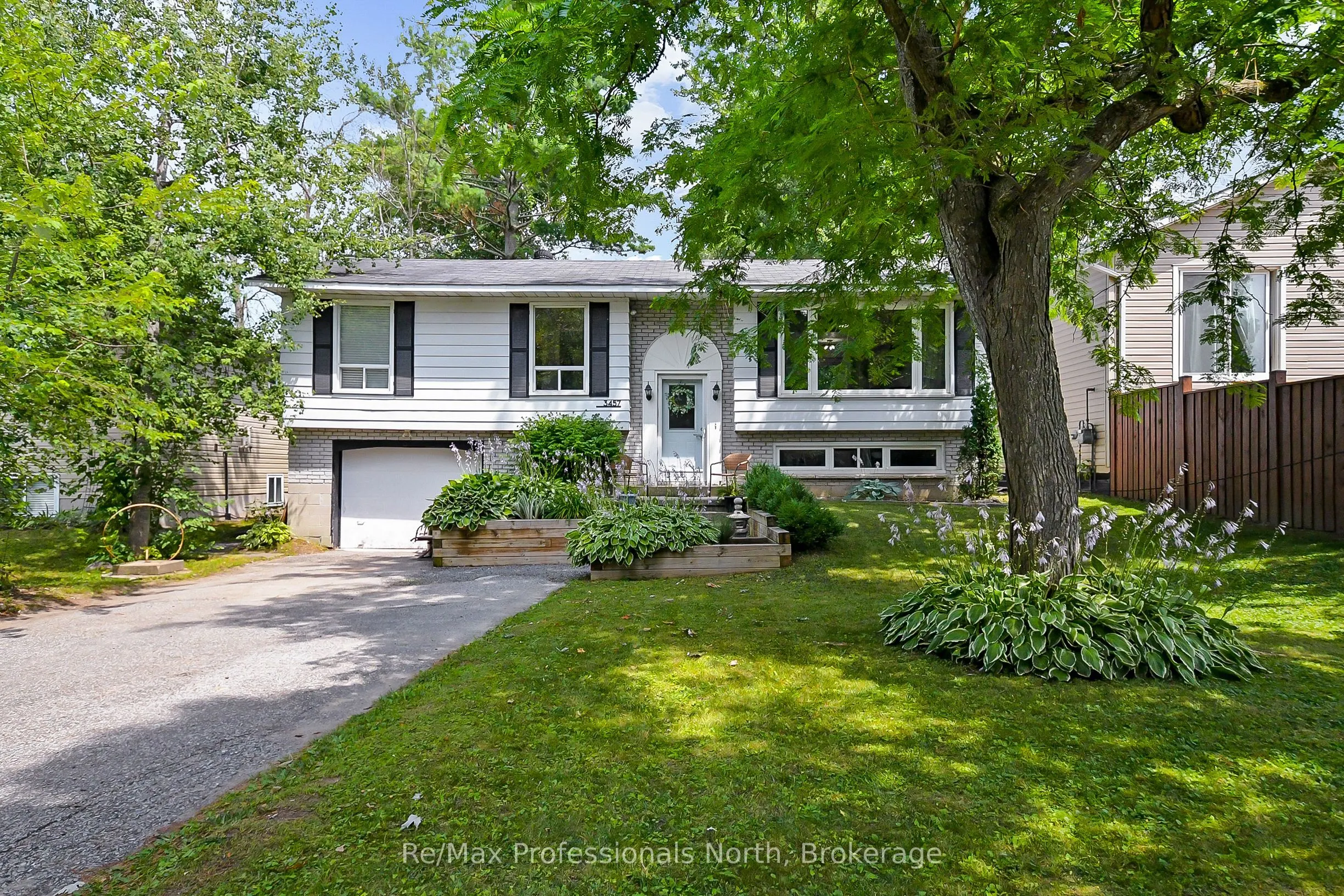 3457 Bayou Road