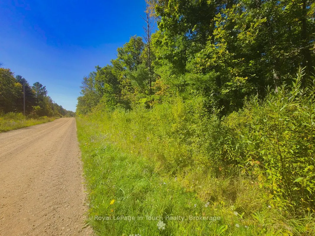 1561 Lovering Line