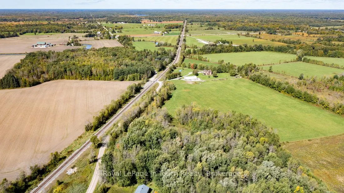 1561 Lovering Line