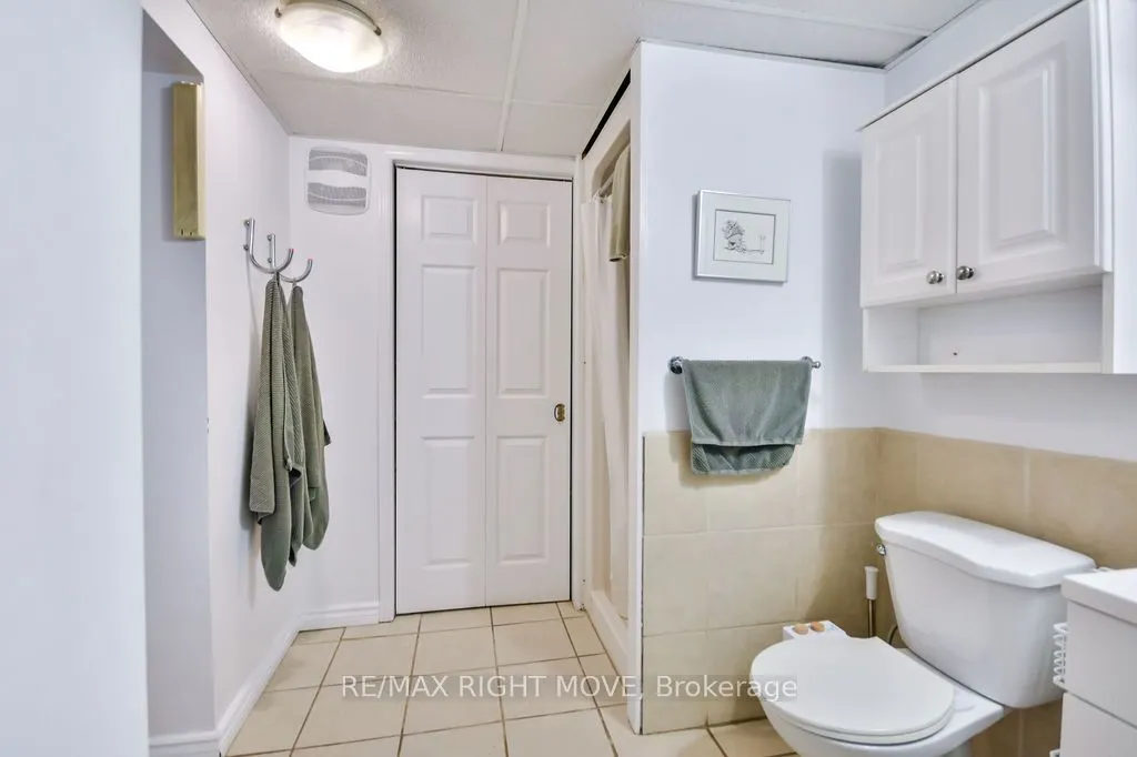 129 North Street W