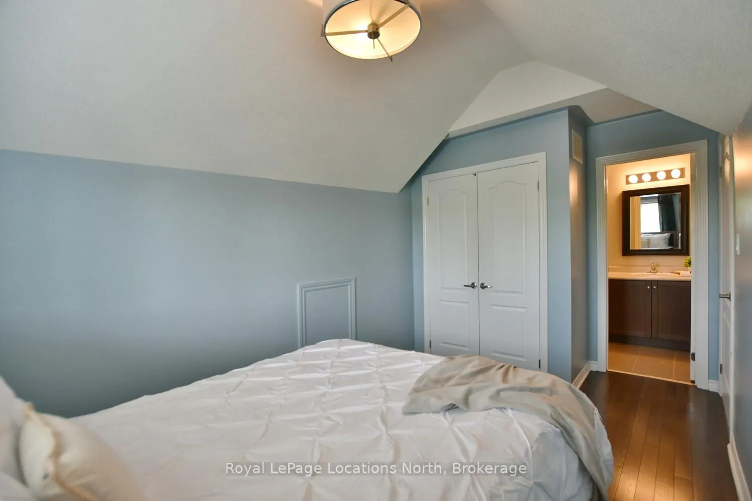 20 Leeward Circle