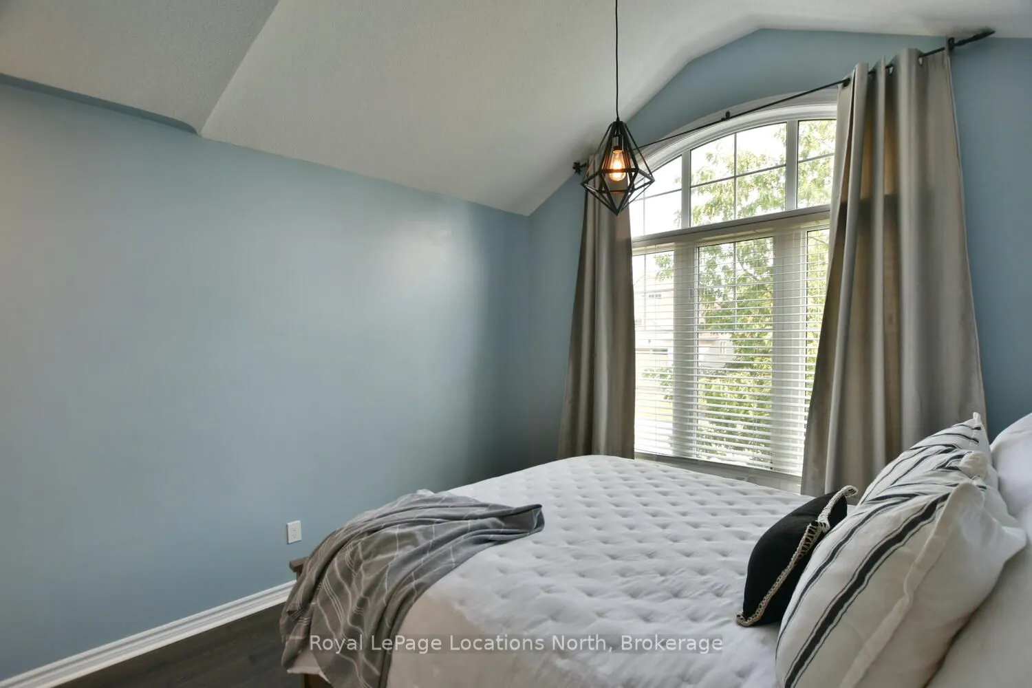 20 Leeward Circle