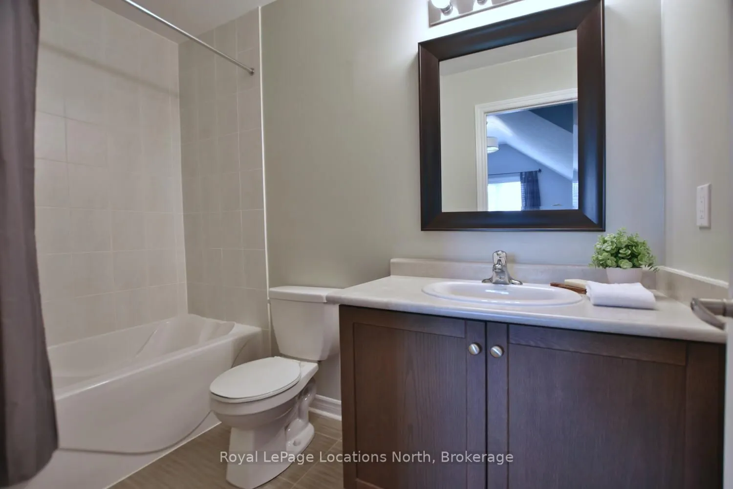 20 Leeward Circle