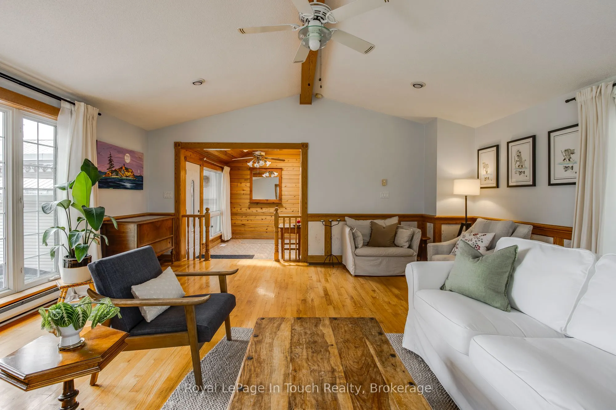 113 Concession 17 Road W