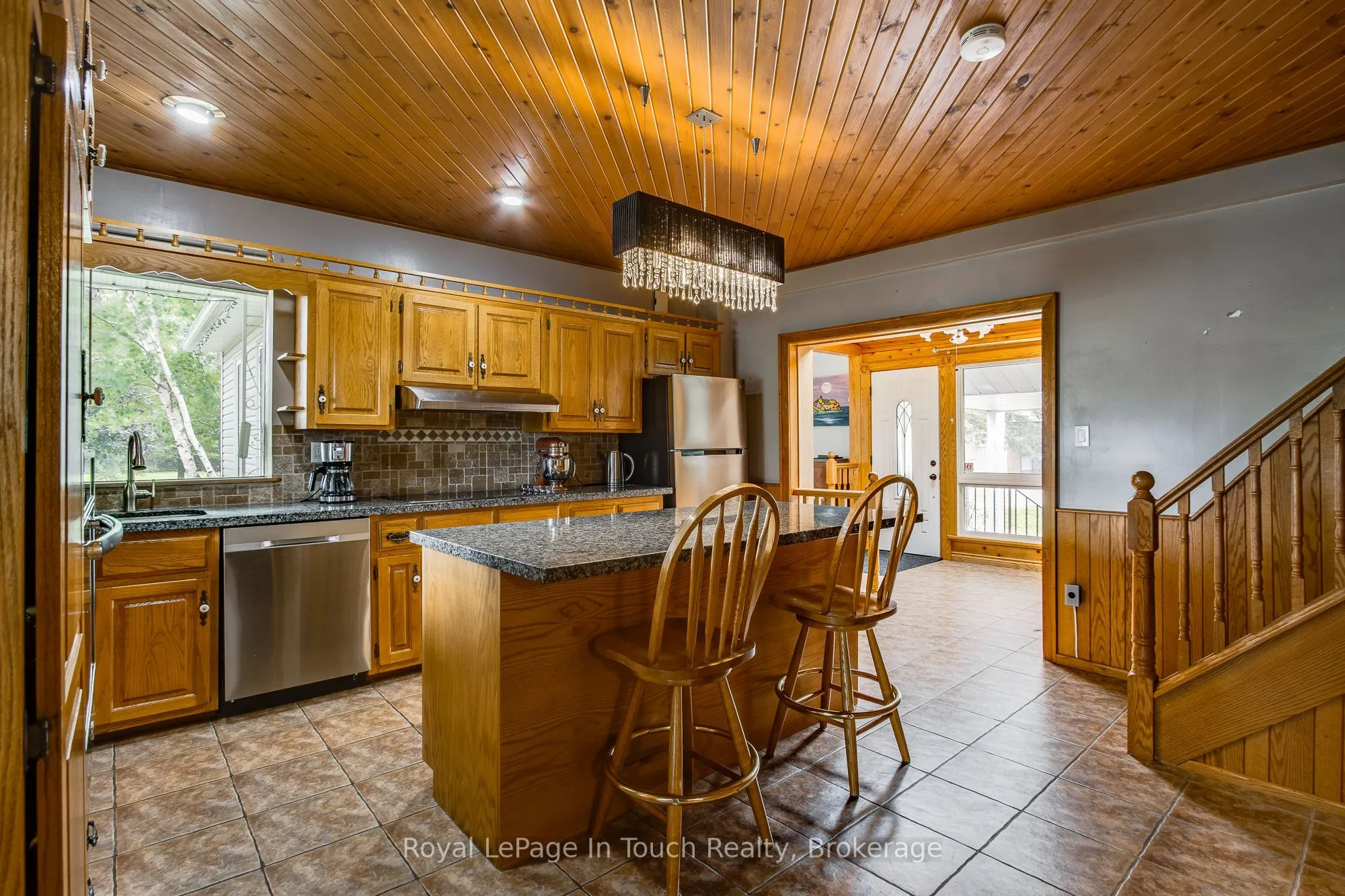 113 Concession 17 Road W
