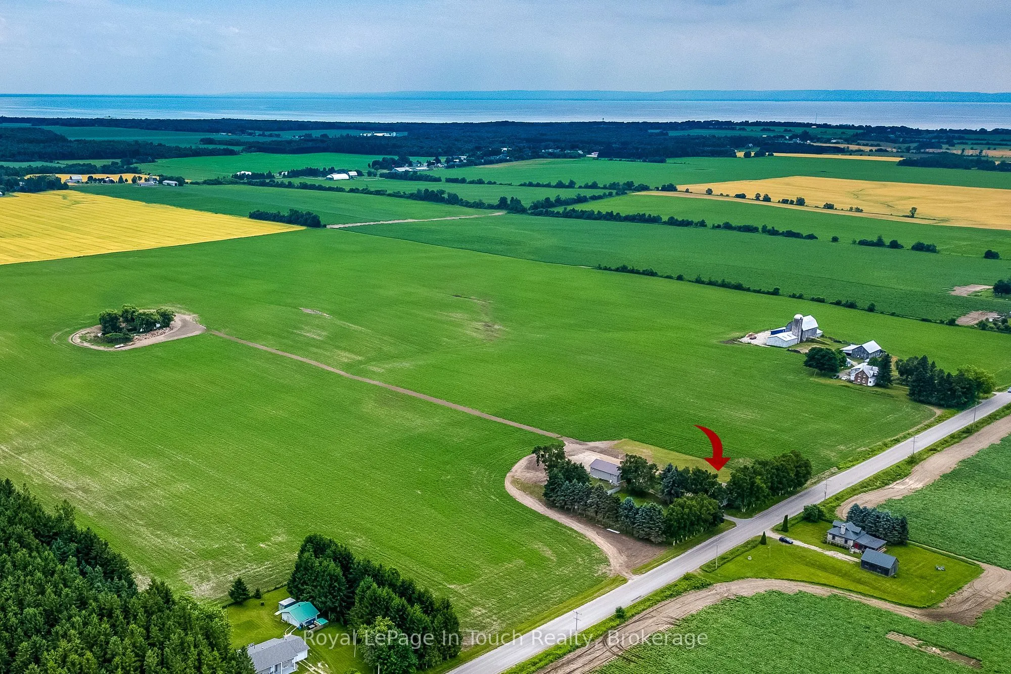 113 Concession 17 Road W