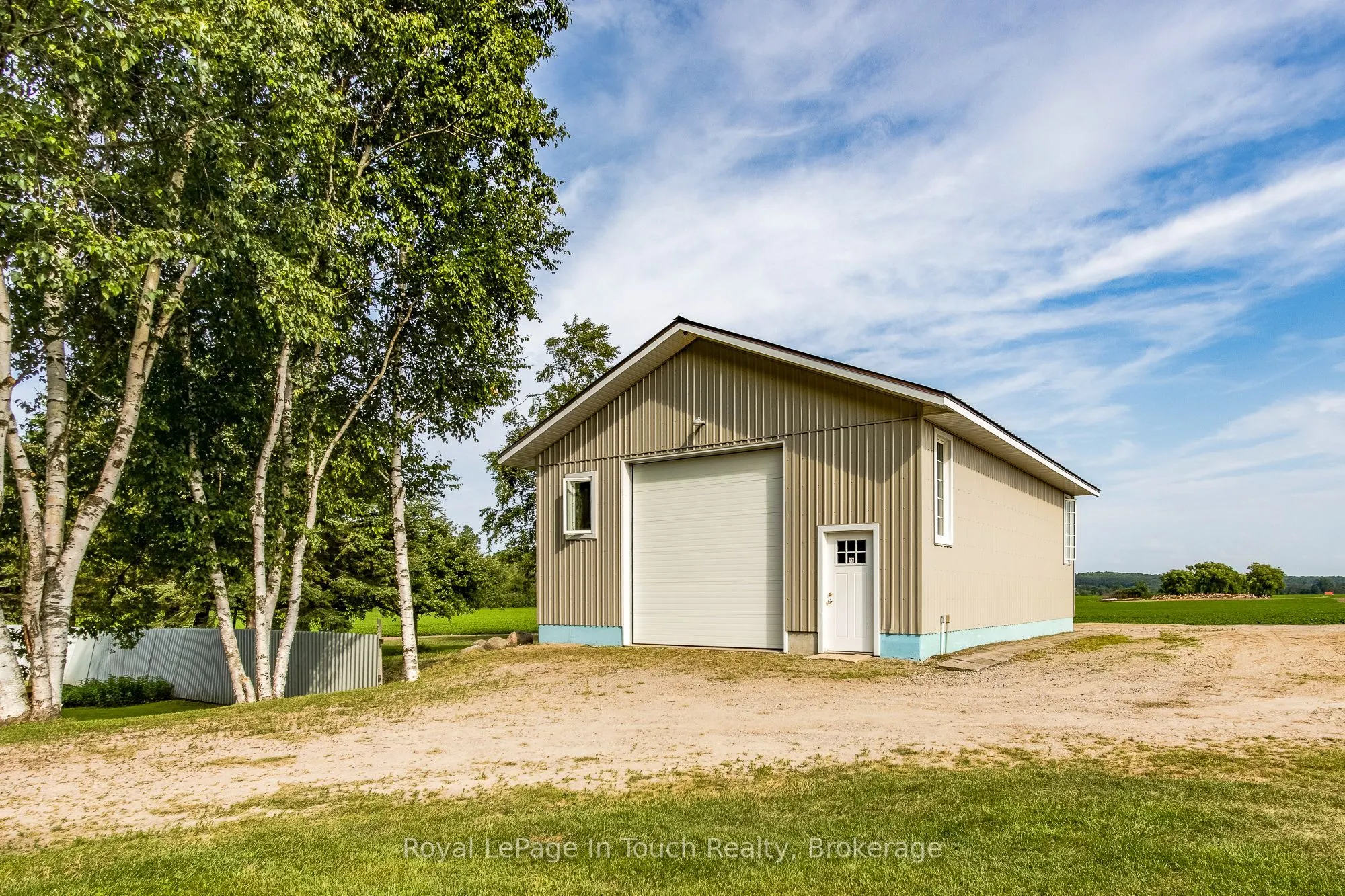 113 Concession 17 Road W