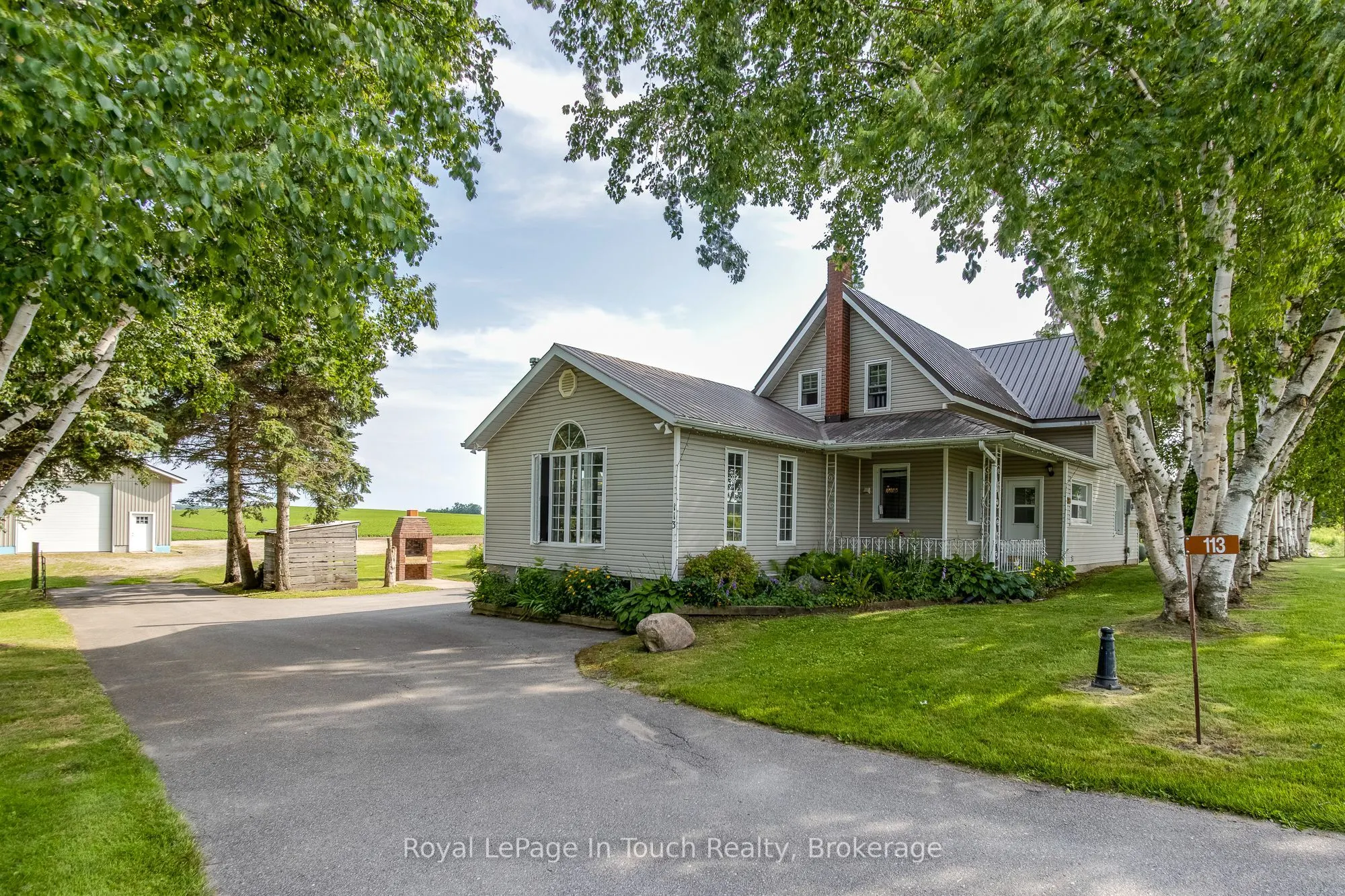 113 Concession 17 Road W