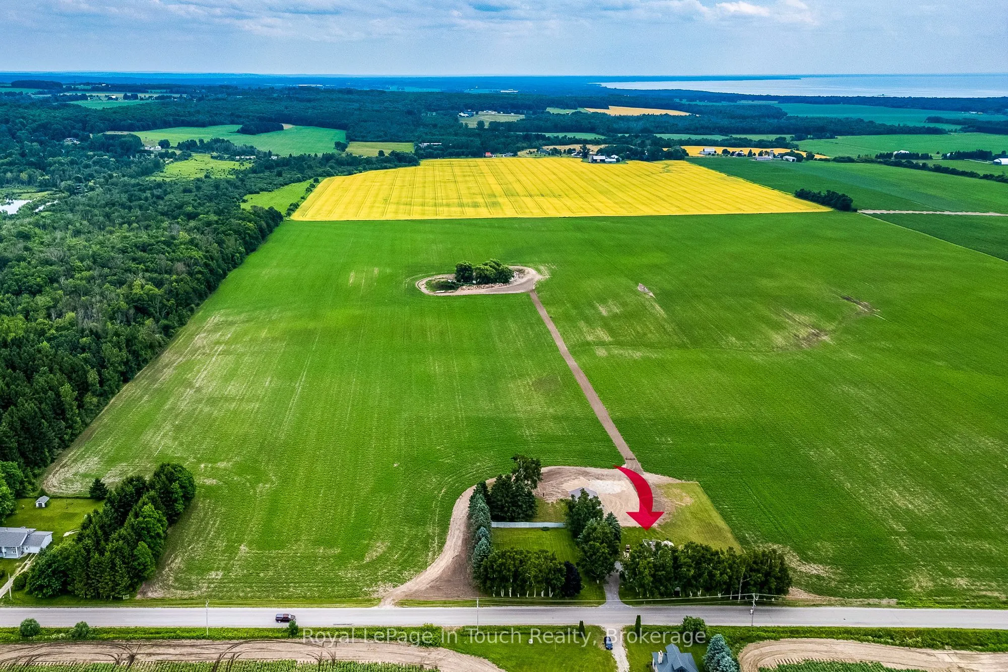 113 Concession 17 Road W