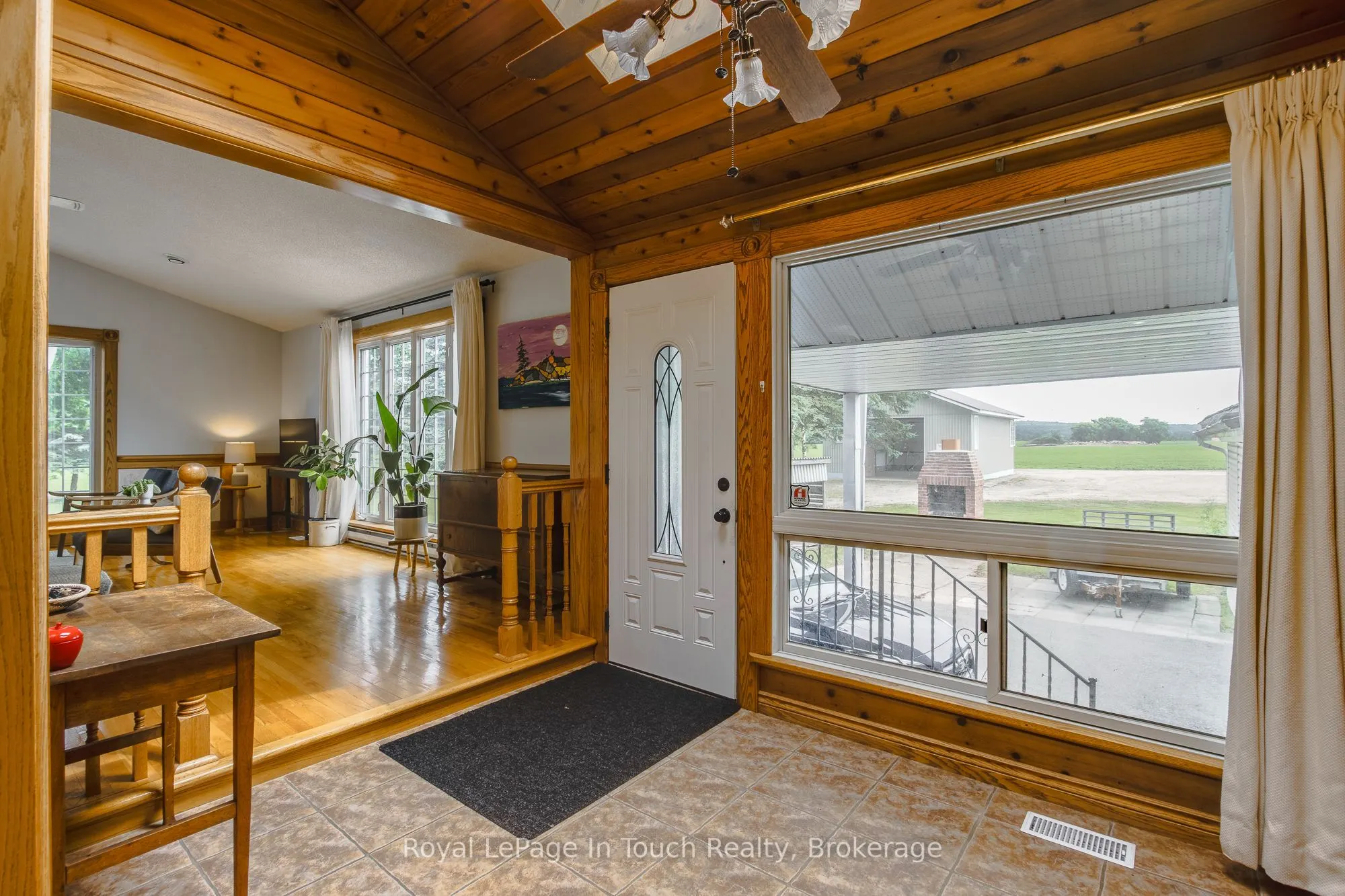 113 Concession 17 Road W
