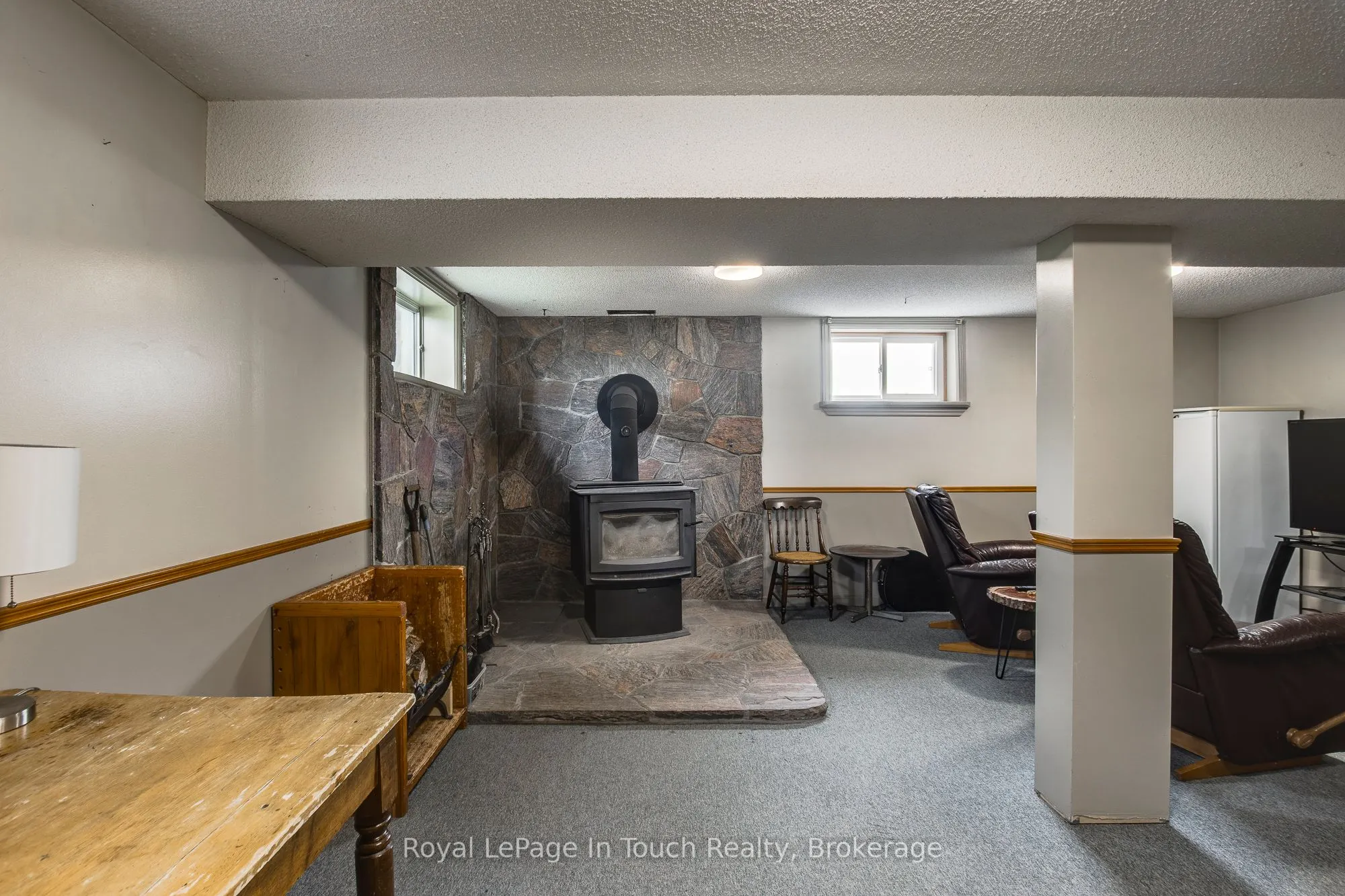 113 Concession 17 Road W