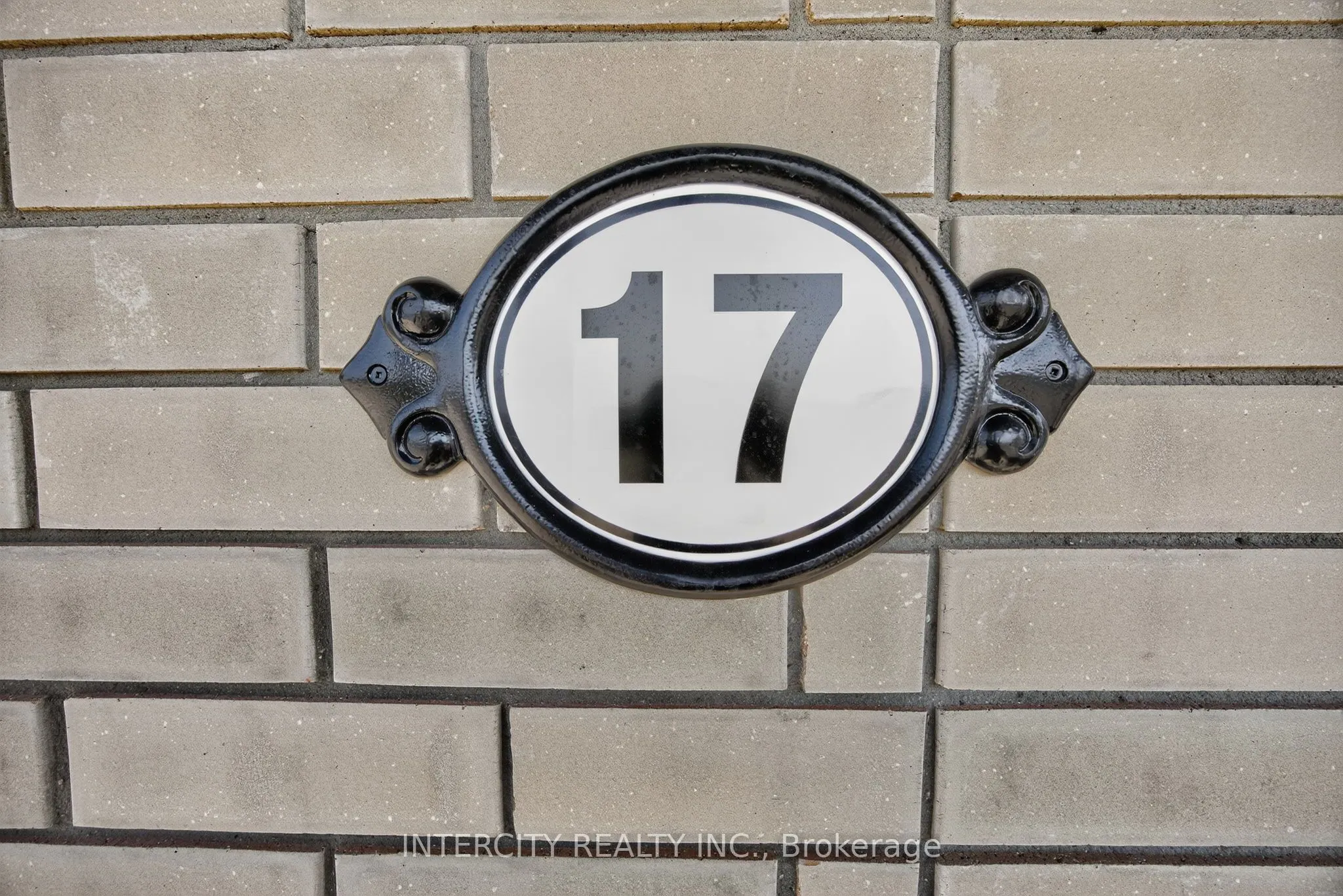 17 Avalon Drive