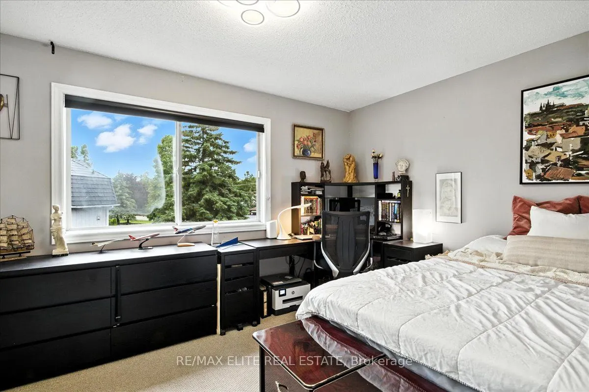24 Laguna Parkway, #12