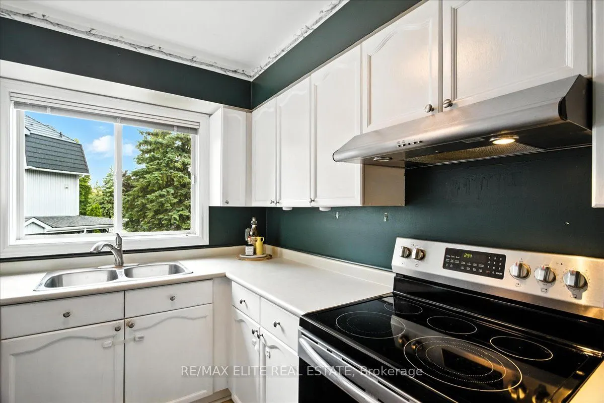 24 Laguna Parkway, #12