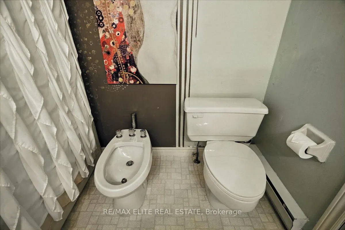 24 Laguna Parkway, #12