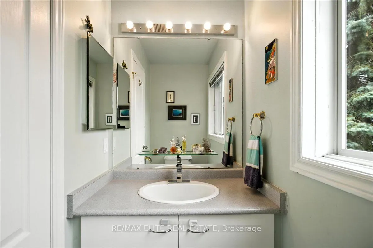 24 Laguna Parkway, #12