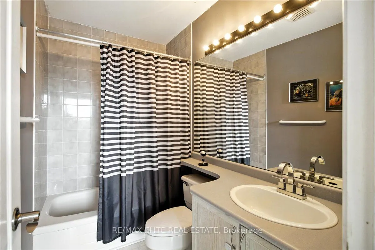 24 Laguna Parkway, #12