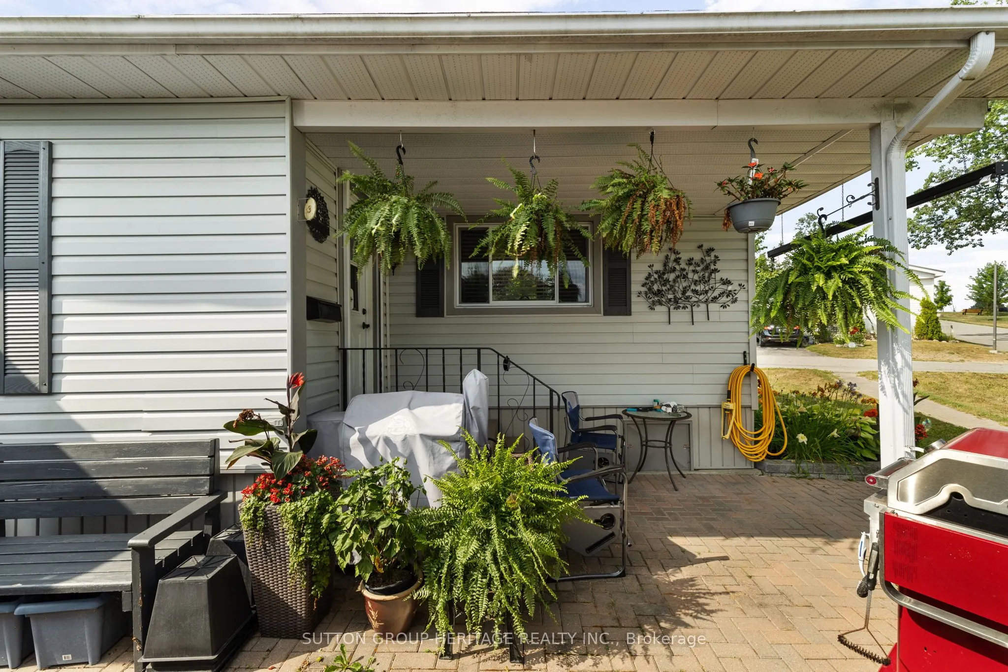 29 CAMERON Drive
