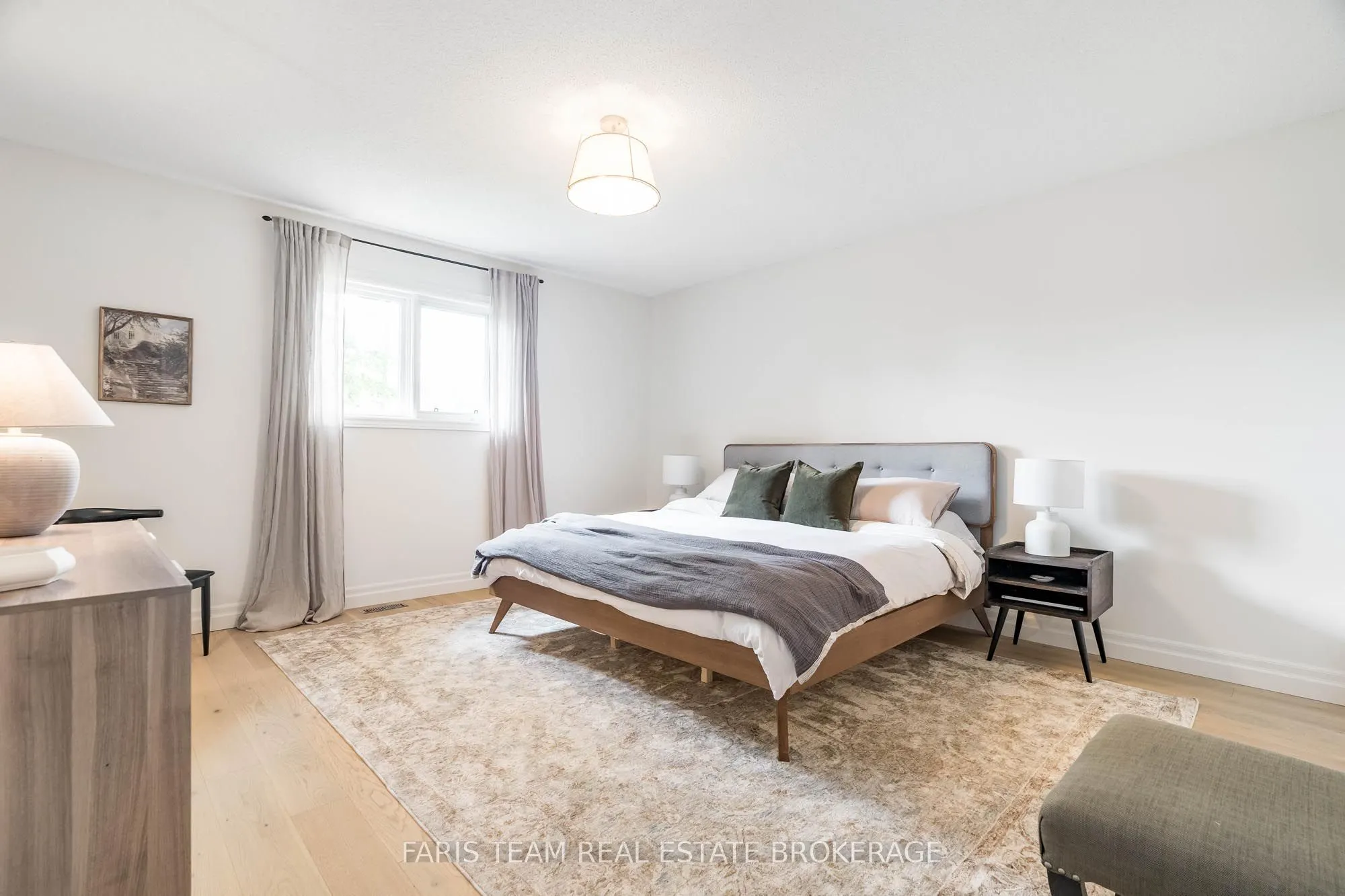 9 Fairway Crescent