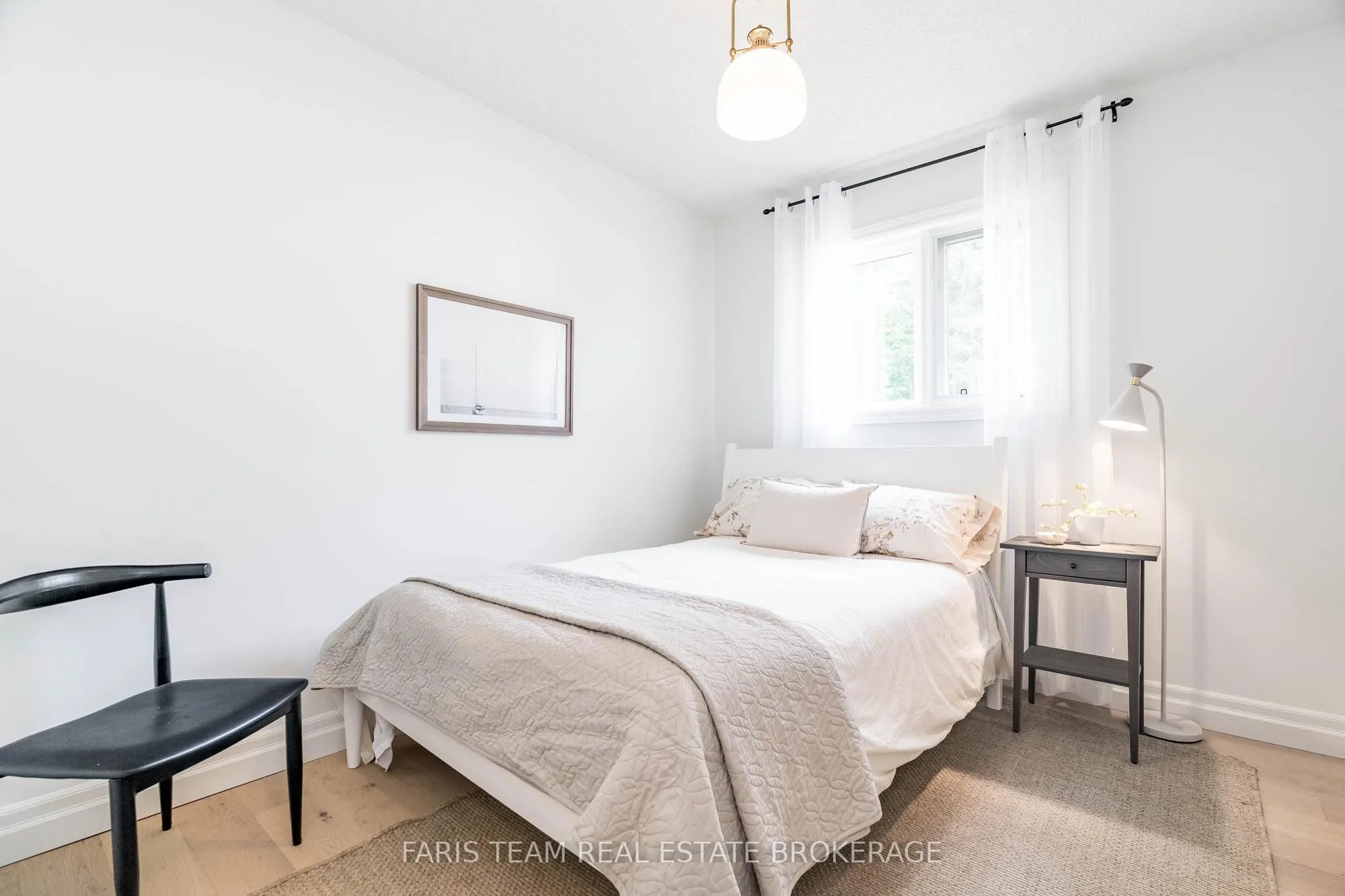 9 Fairway Crescent