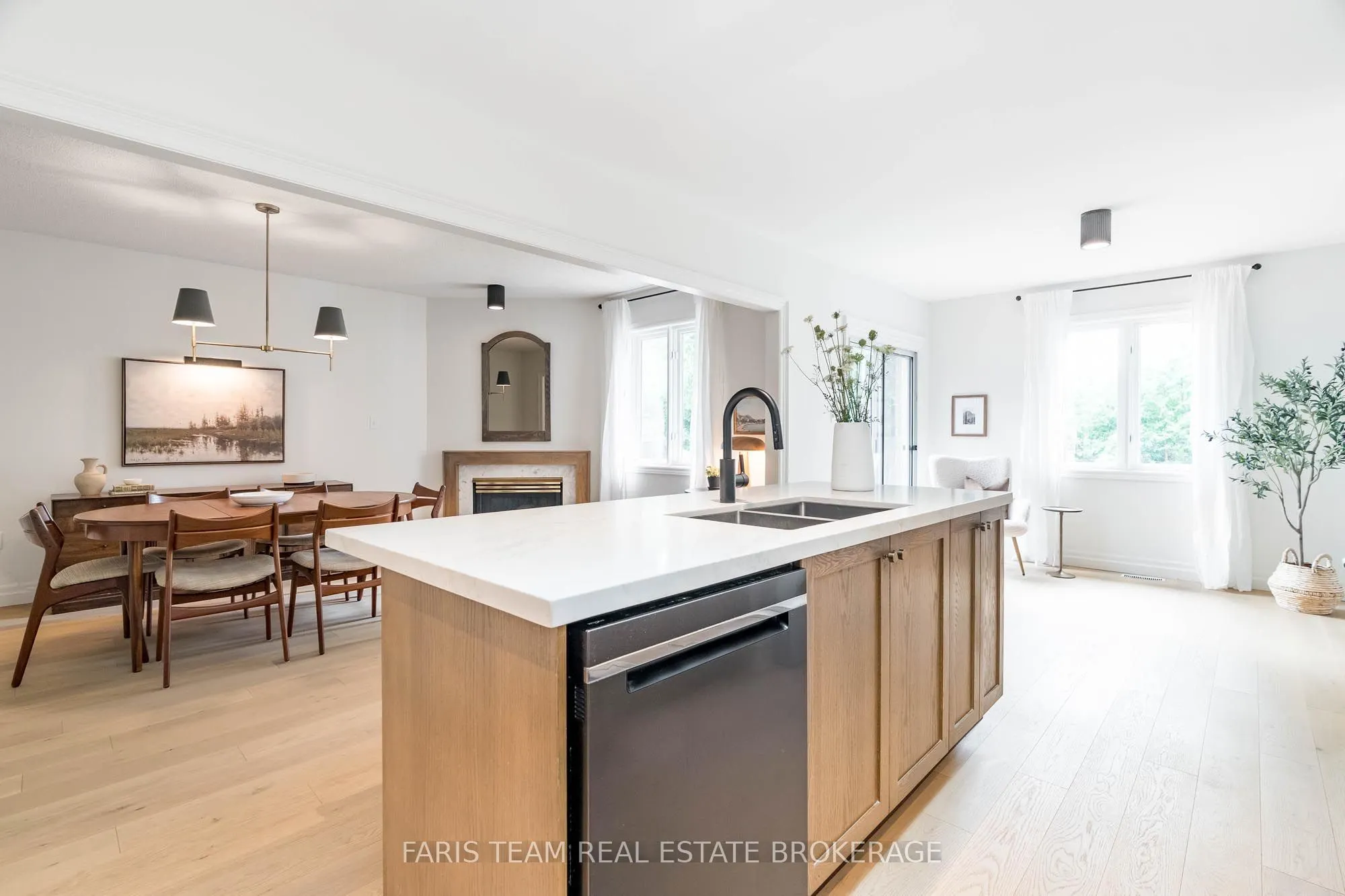 9 Fairway Crescent