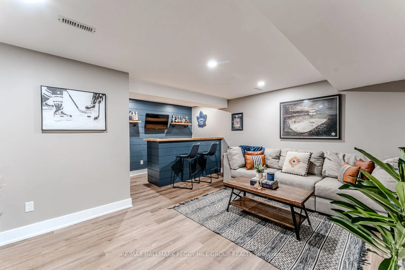 14 Regina Road