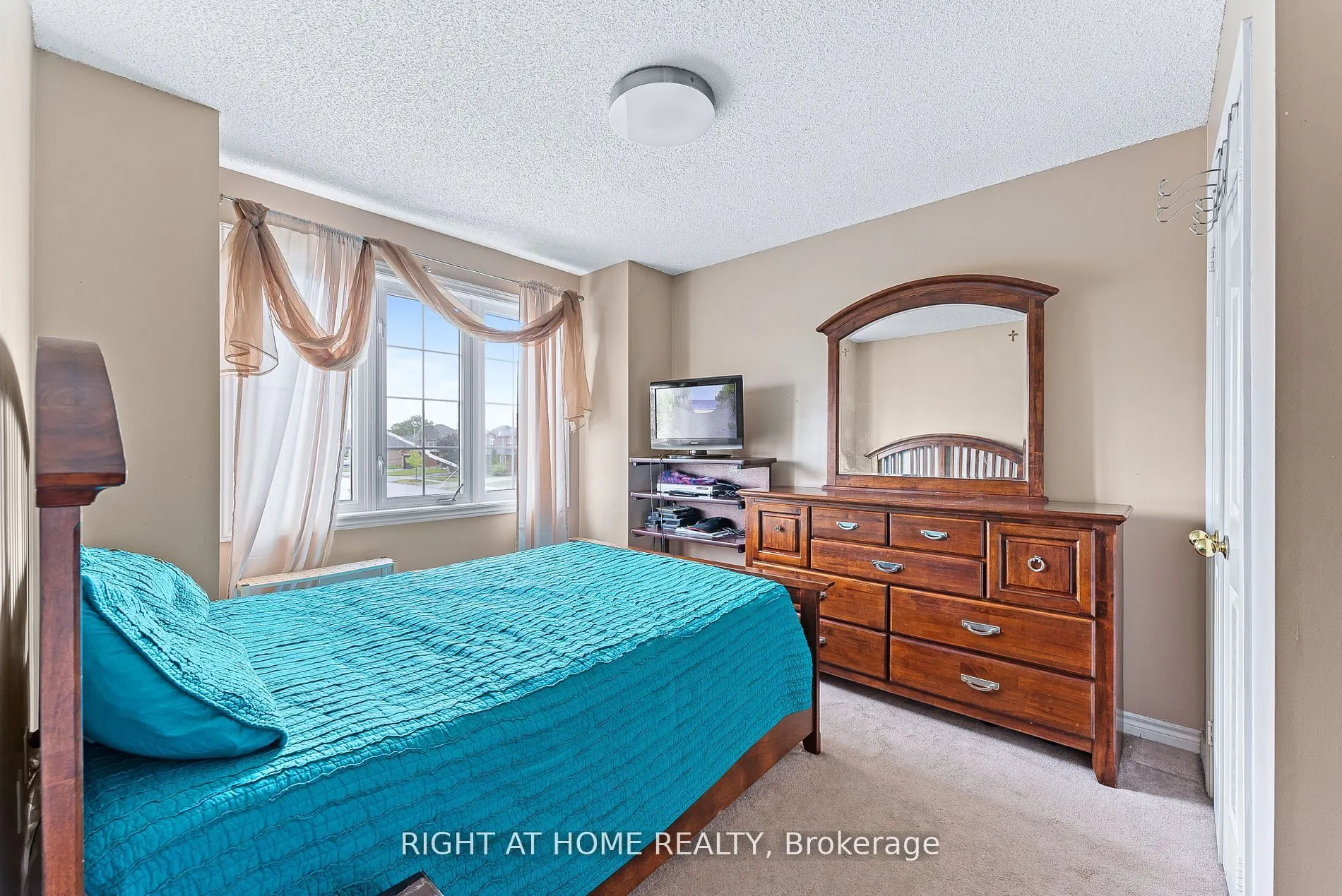 154 Country Lane