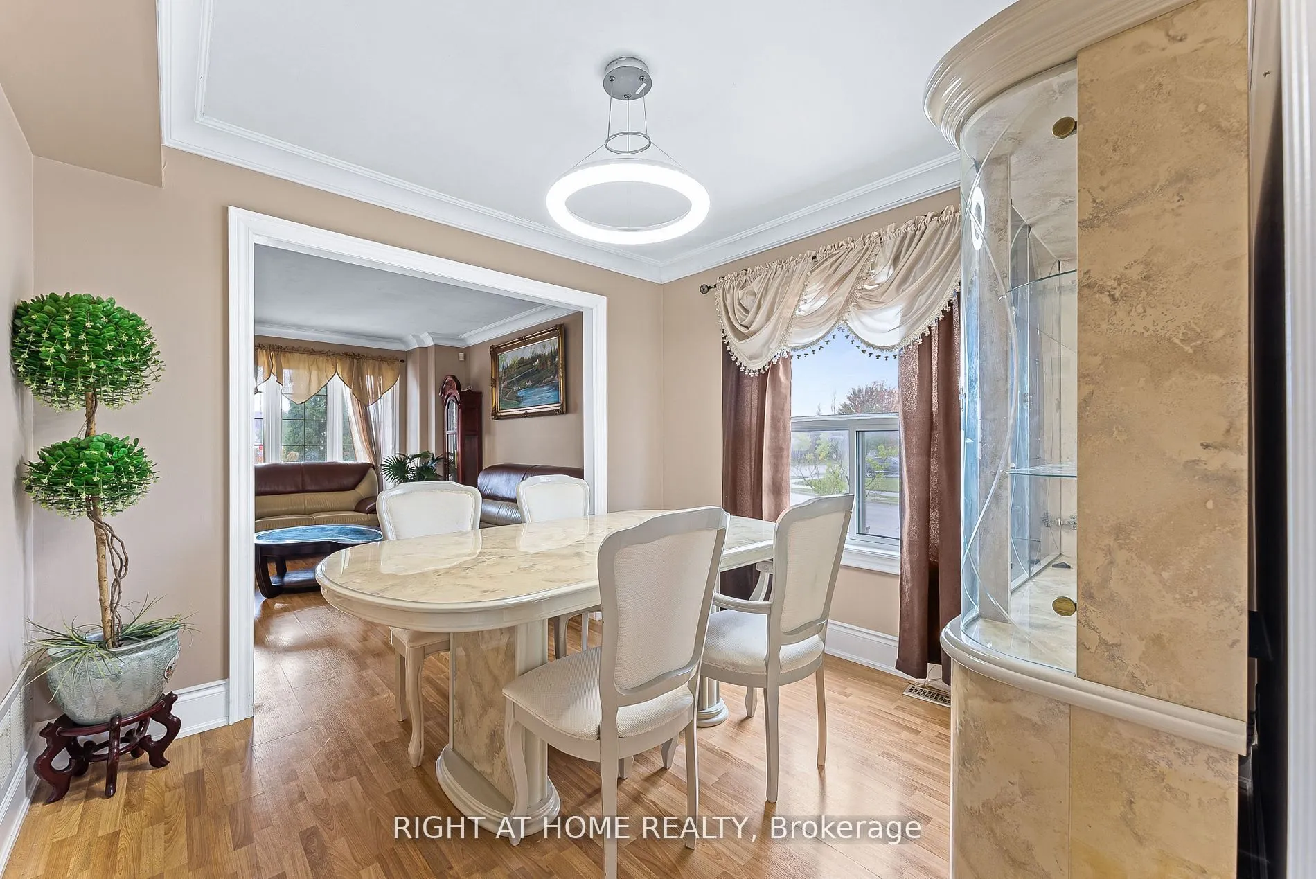 154 Country Lane