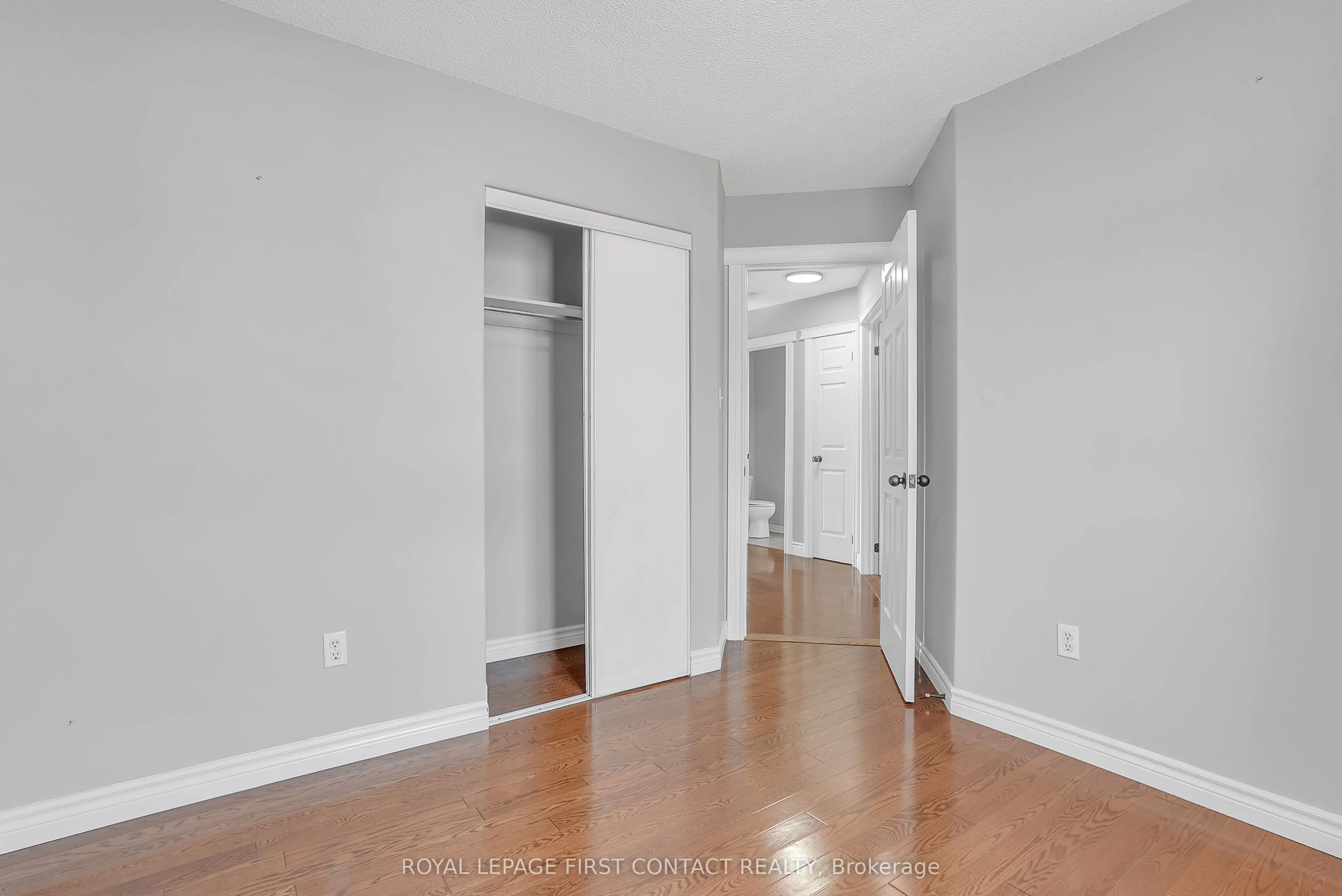 81 Livingstone Street E, #Upper
