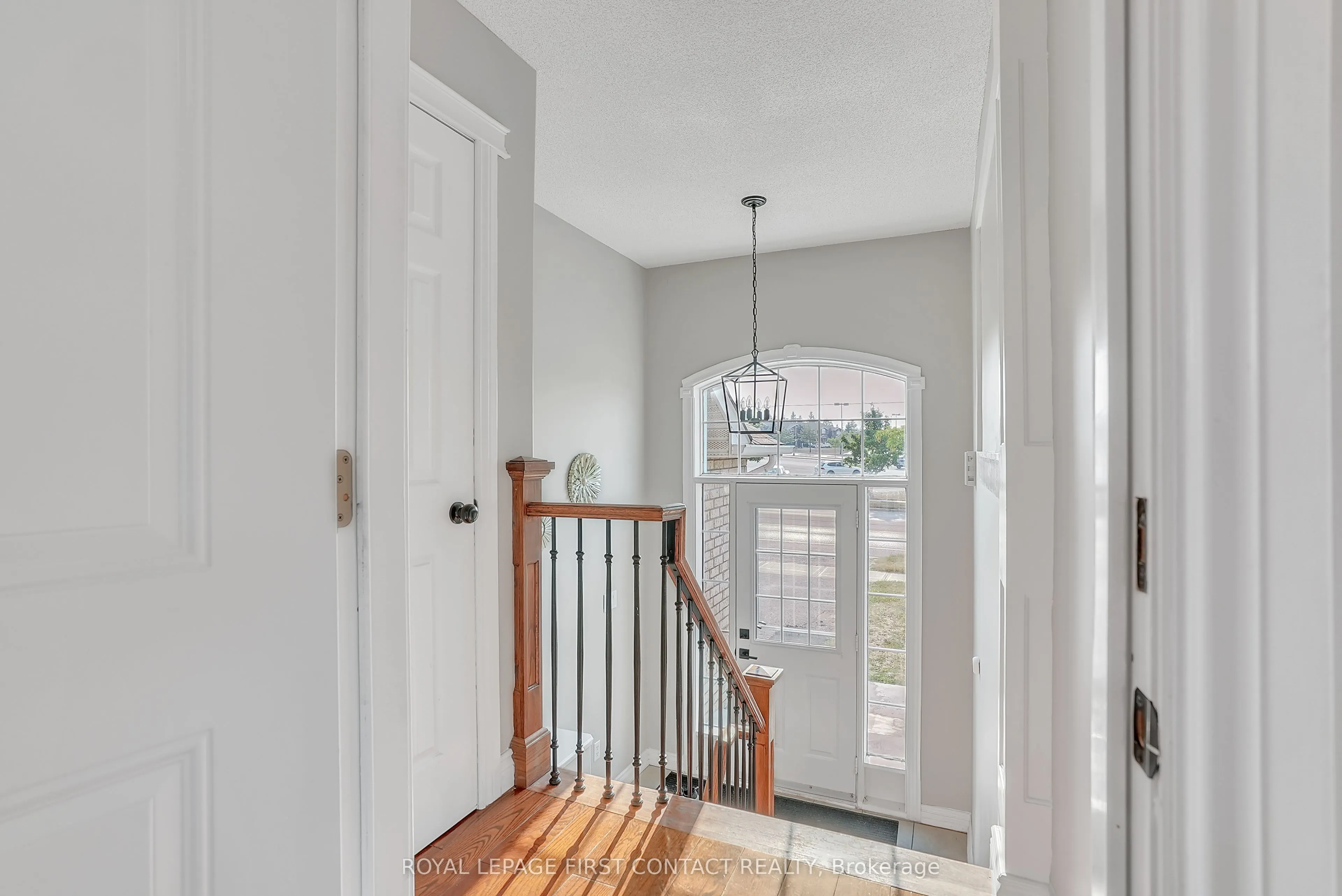 81 Livingstone Street E, #Upper