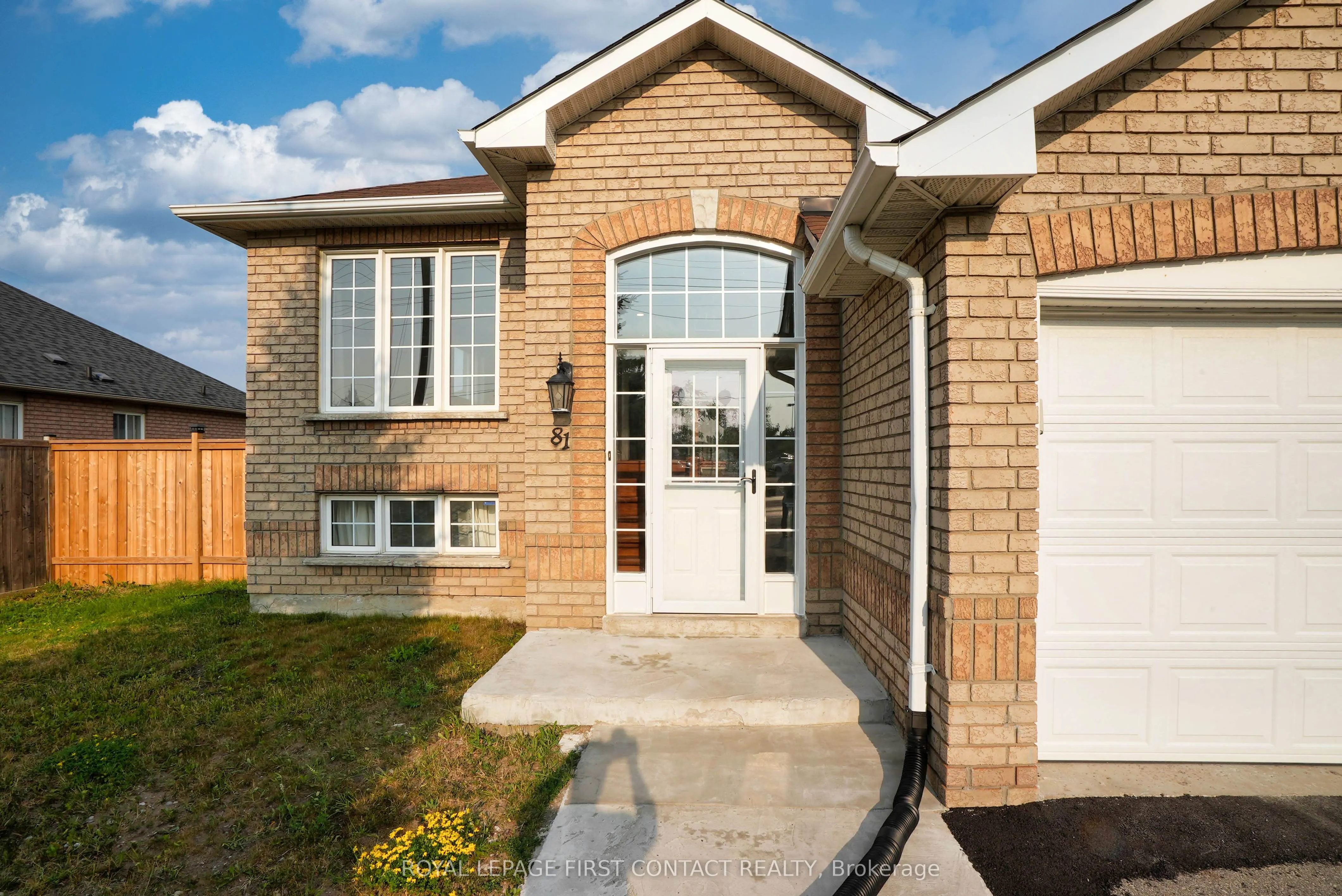 81 Livingstone Street E, #Upper