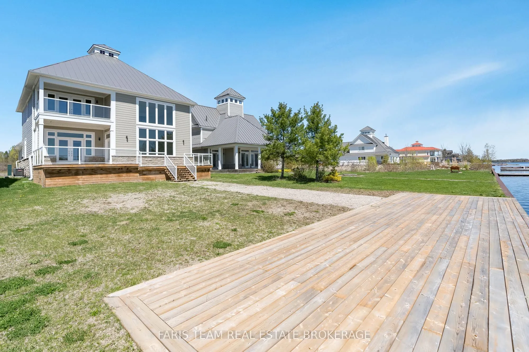 9 Dock Lane