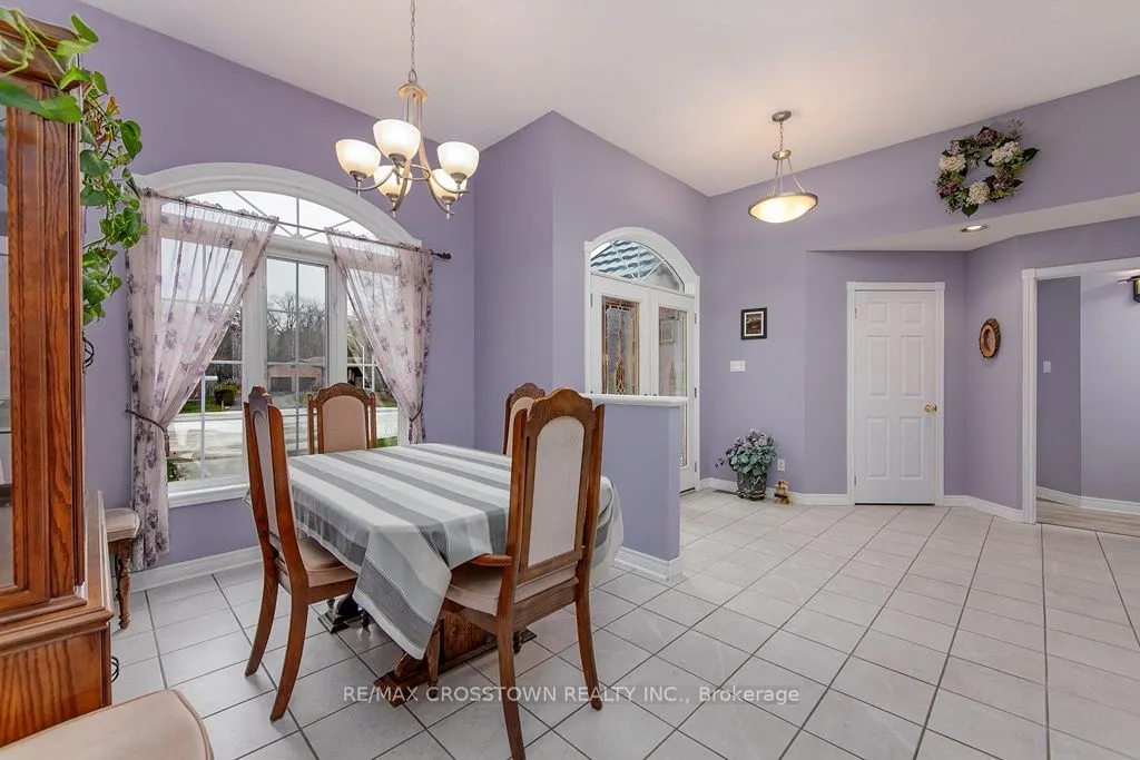 10 Birchmount Circle