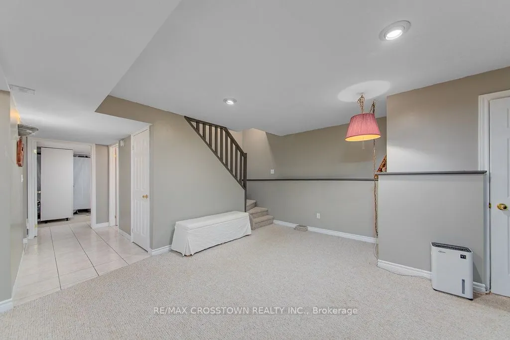 10 Birchmount Circle