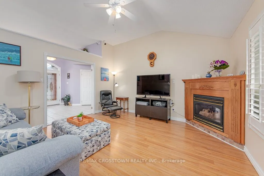 10 Birchmount Circle