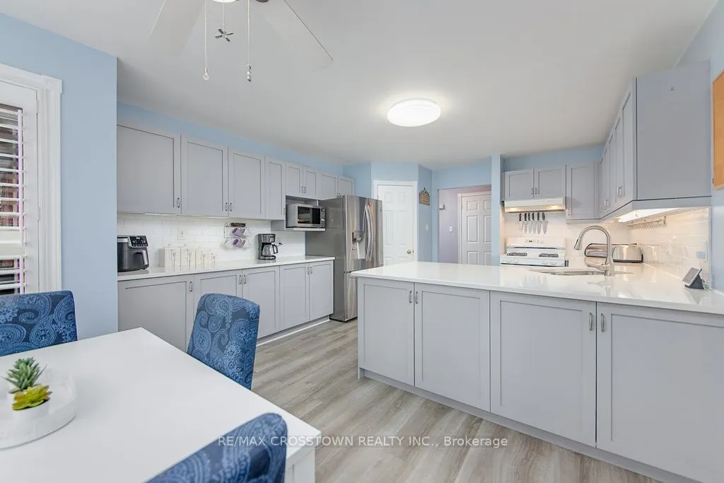 10 Birchmount Circle