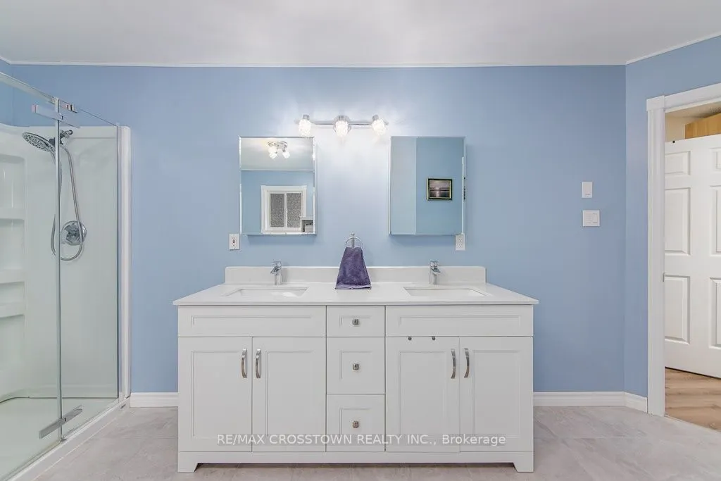10 Birchmount Circle