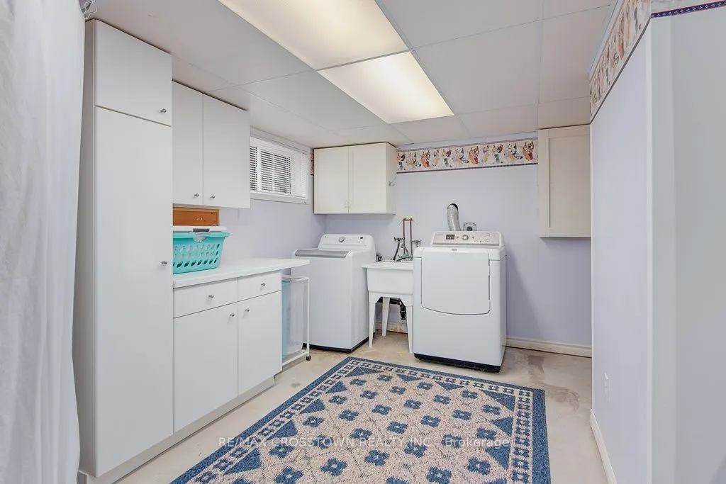 10 Birchmount Circle