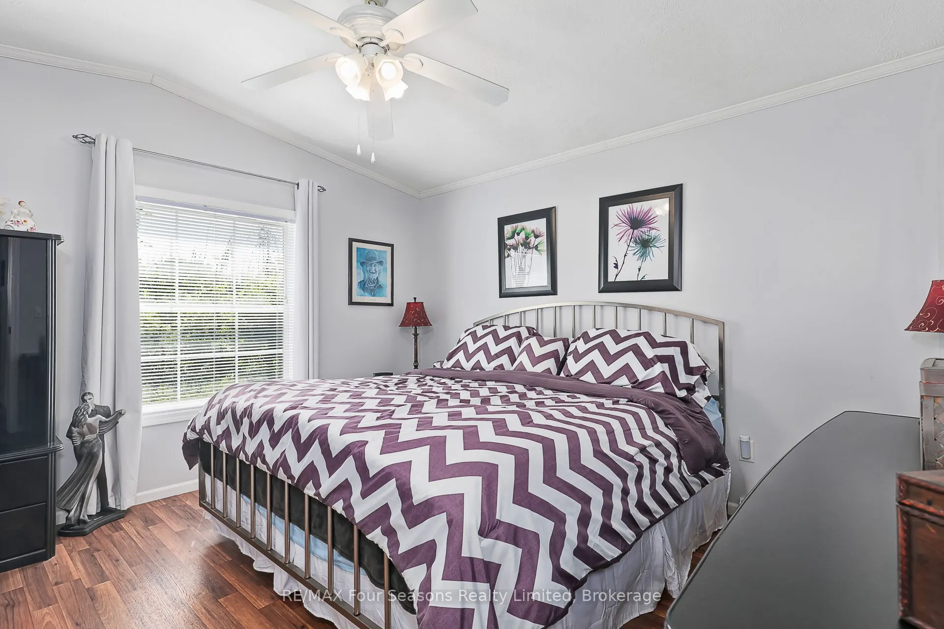 7 Allen Drive S