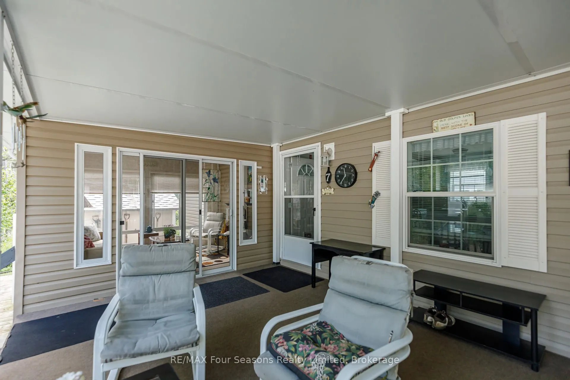 7 Allen Drive S