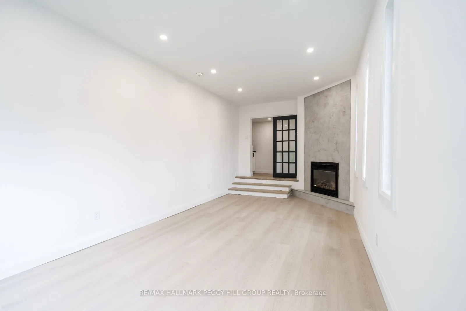 425 Codrington Street
