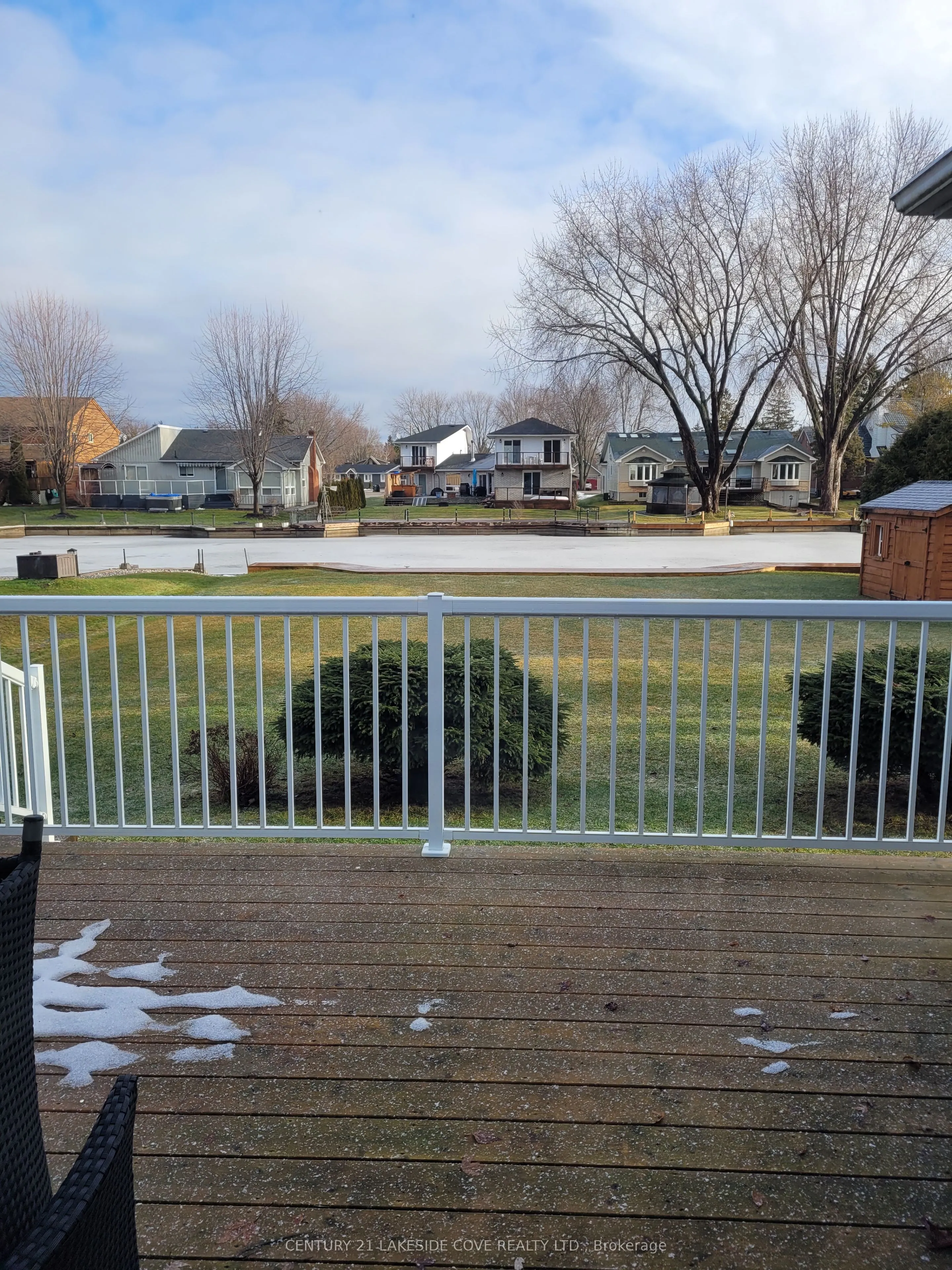 17 Willow Crescent