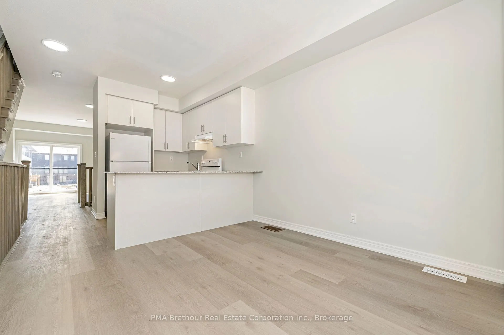 11 Winters Crescent, #24