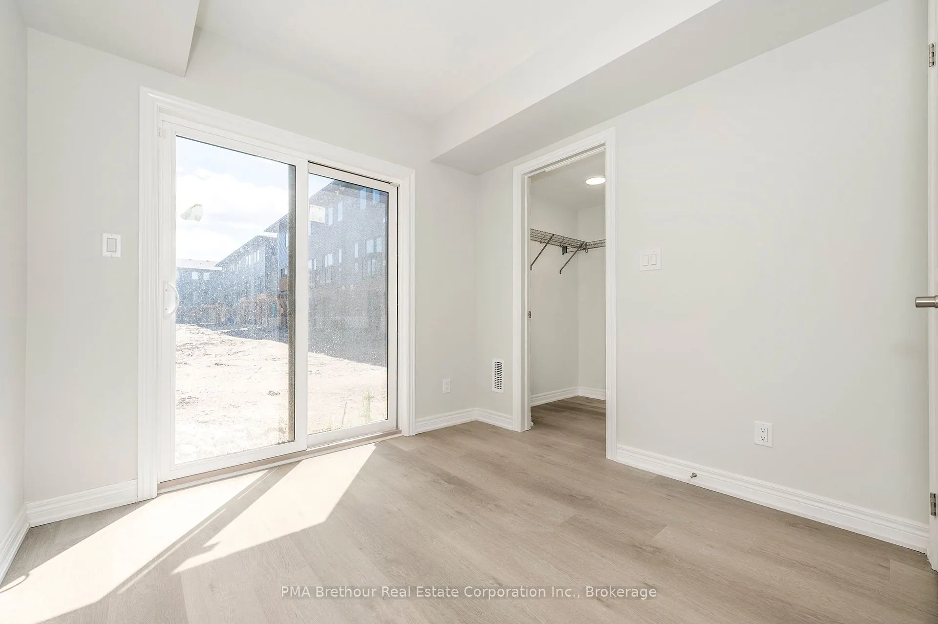 11 Winters Crescent, #24
