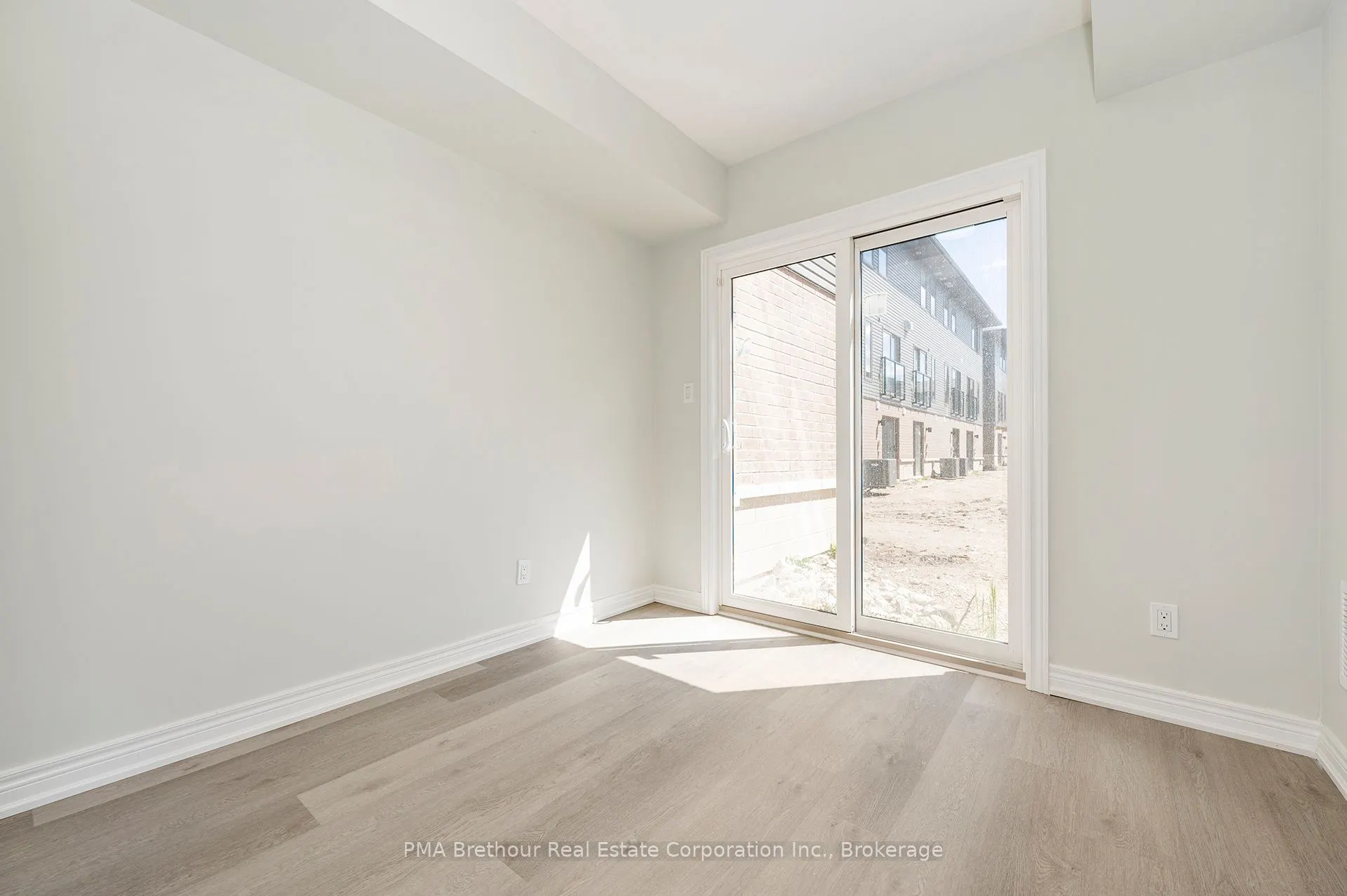 11 Winters Crescent, #24
