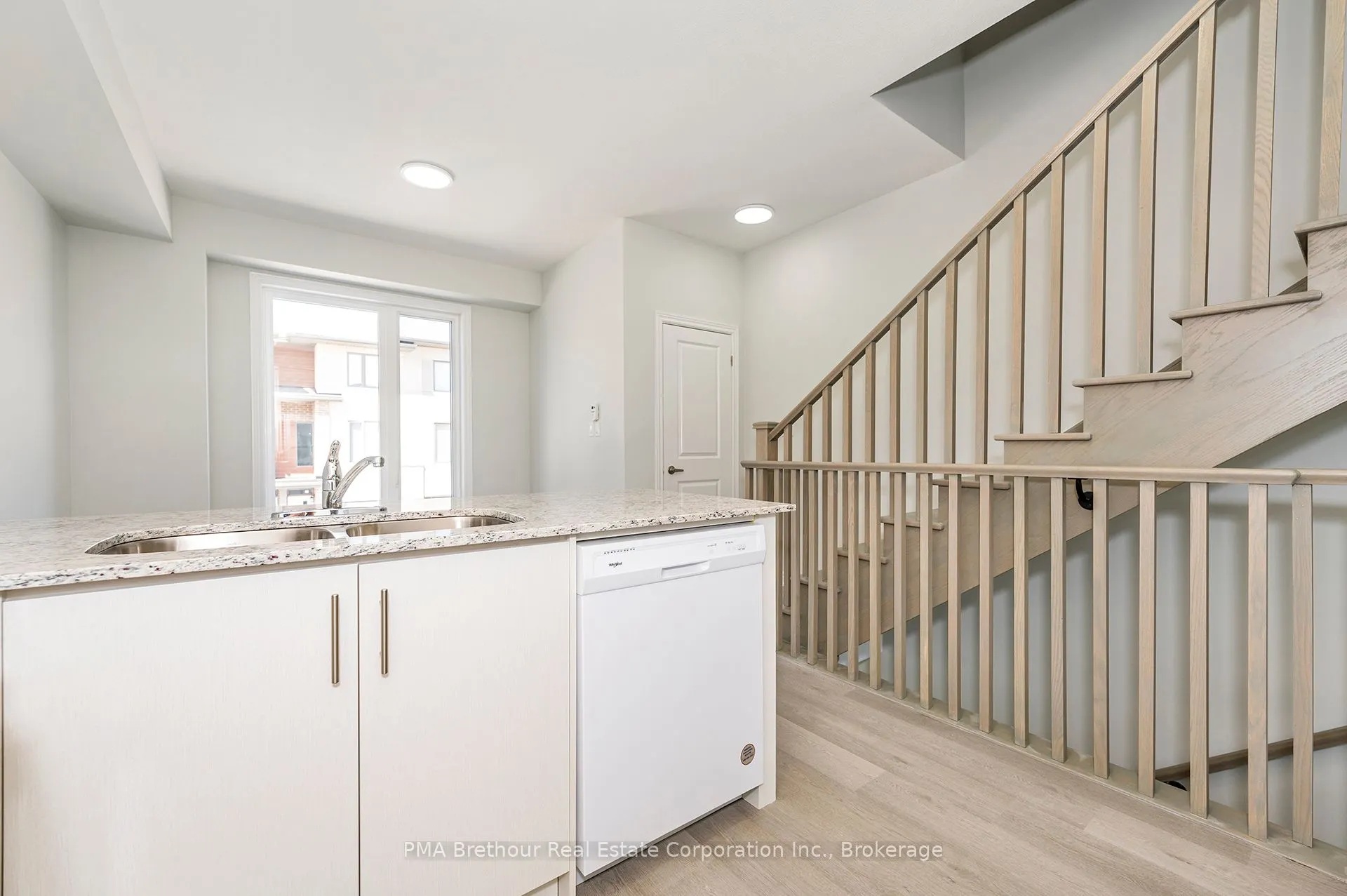 11 Winters Crescent, #24