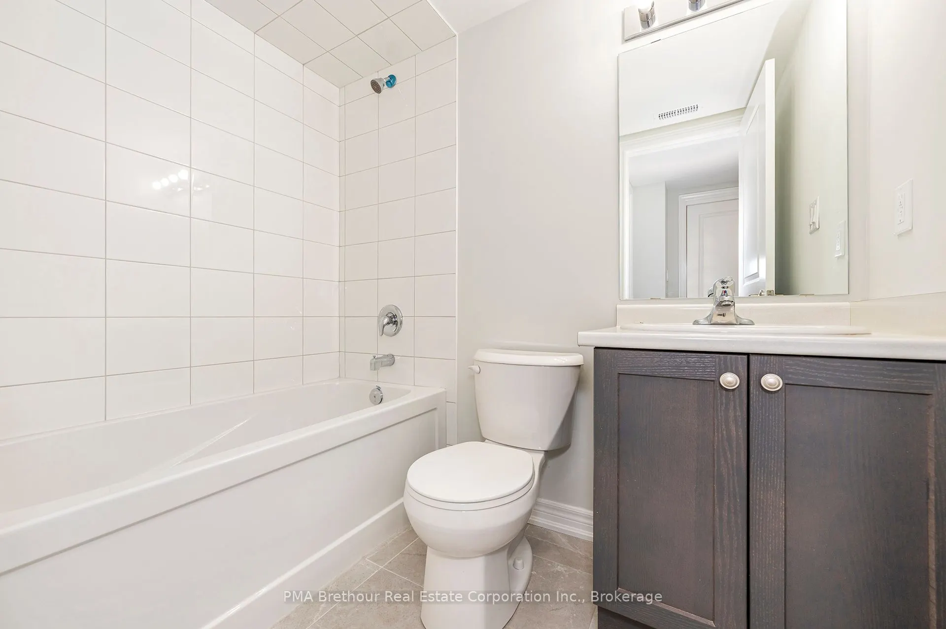 11 Winters Crescent, #24