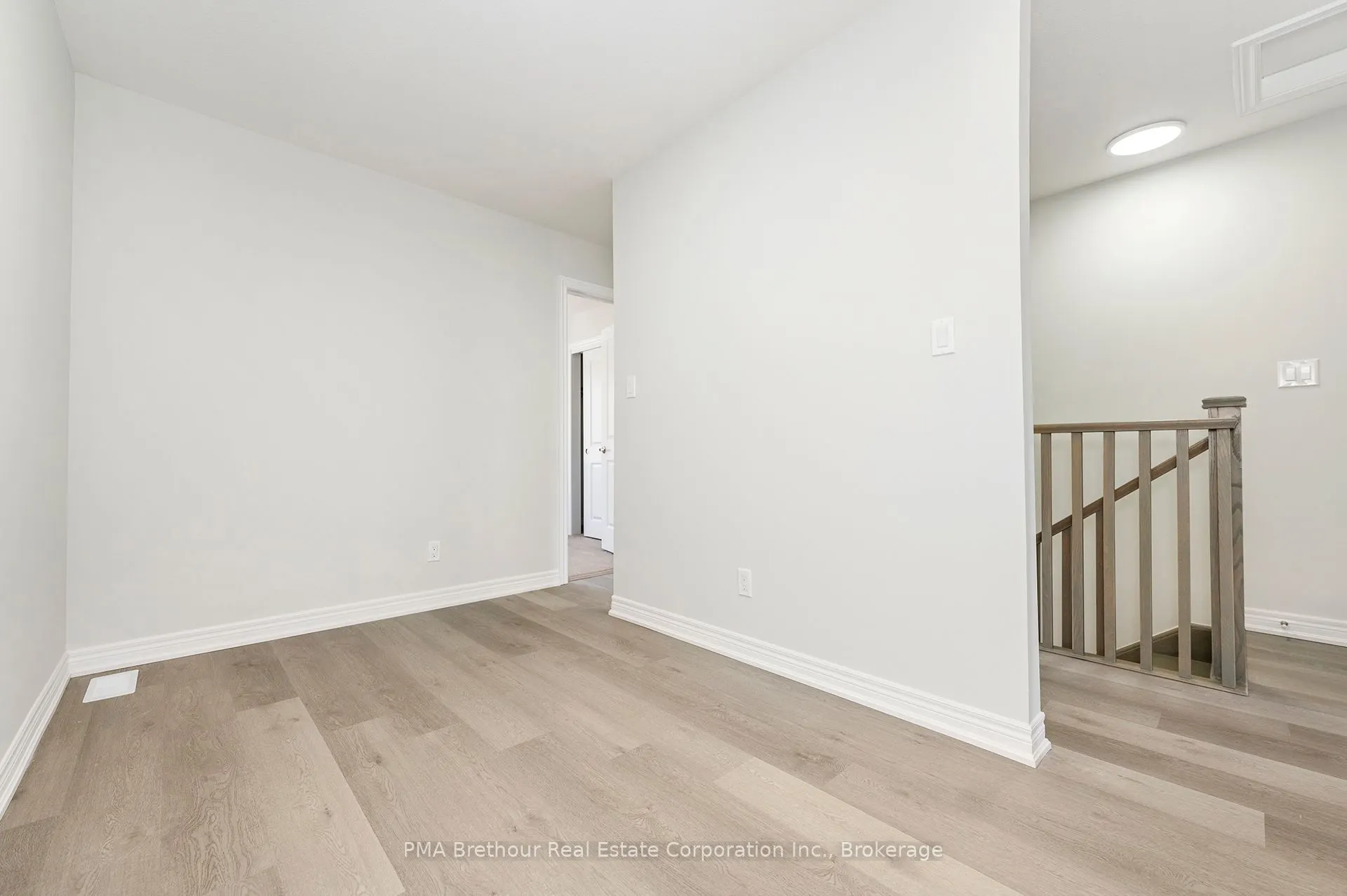 11 Winters Crescent, #24