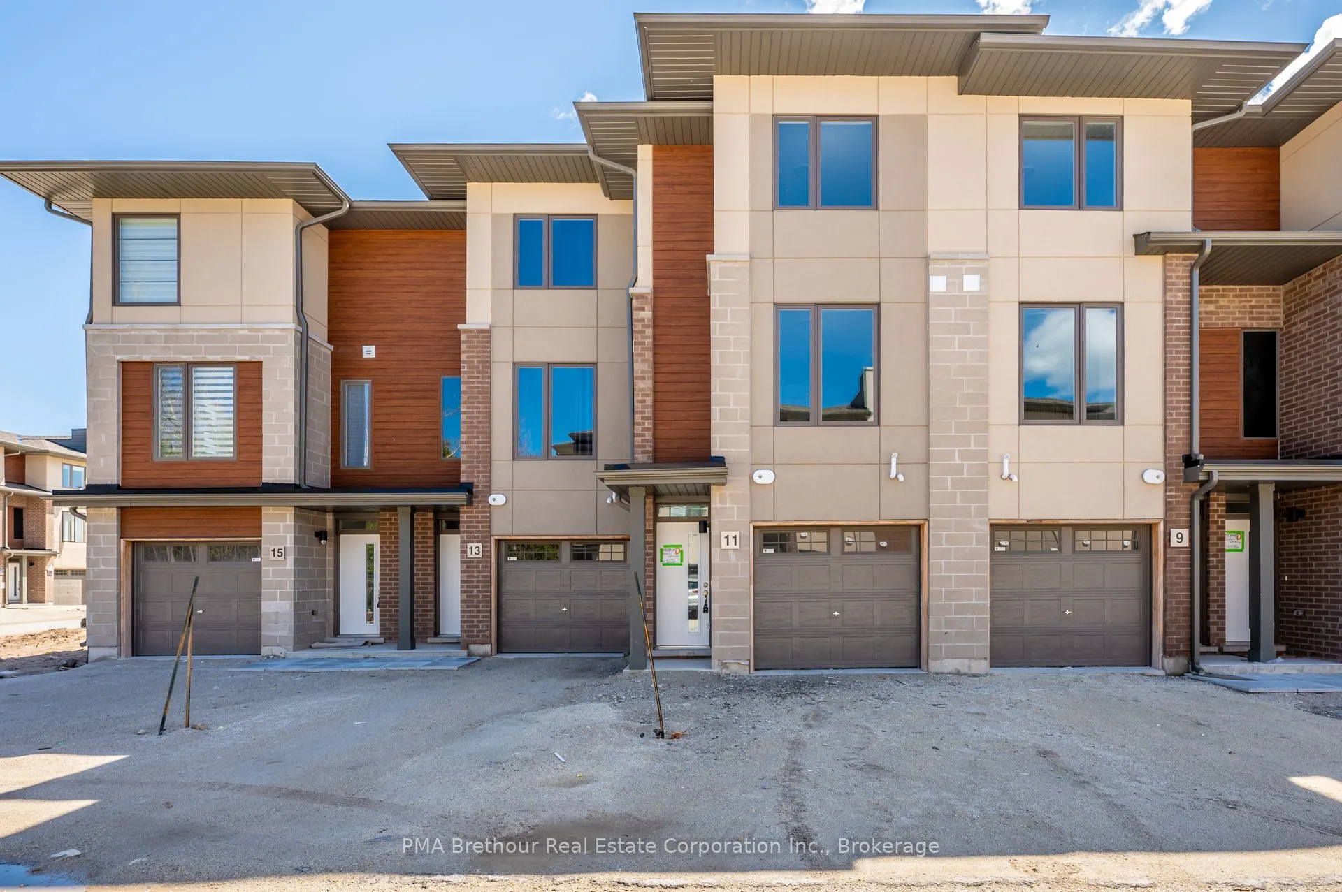 11 Winters Crescent, #24
